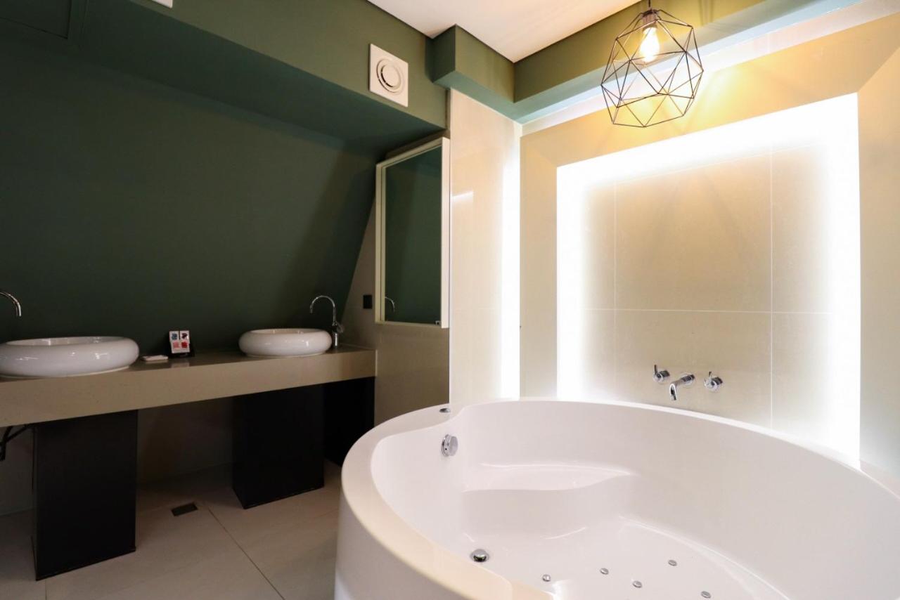 Suite Twin Room - Photo 3