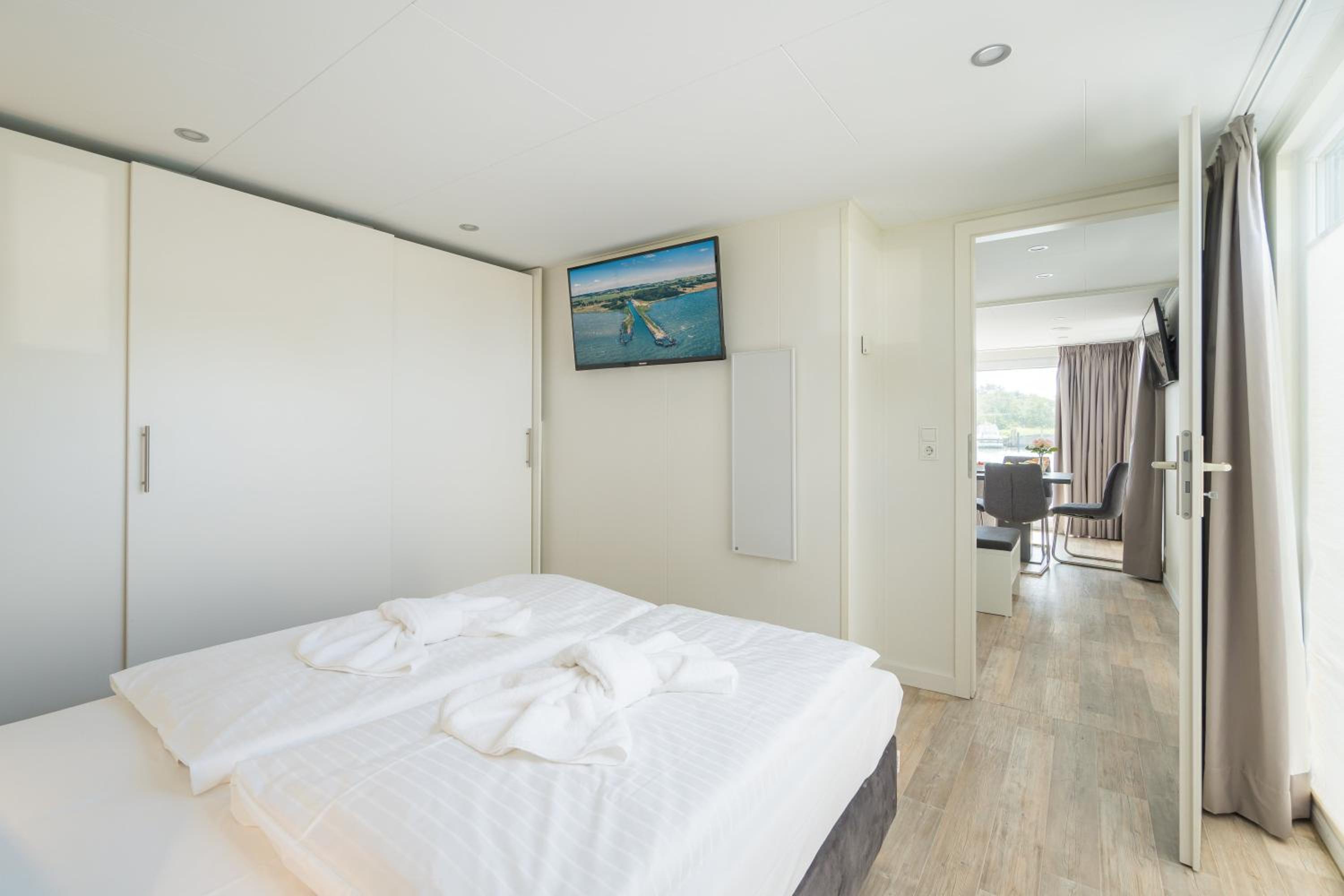 Schwimmende Apartments