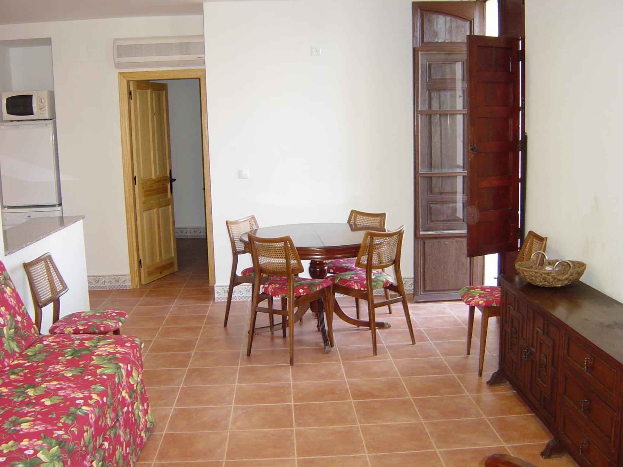 Deluxe Apartment - Photo 12