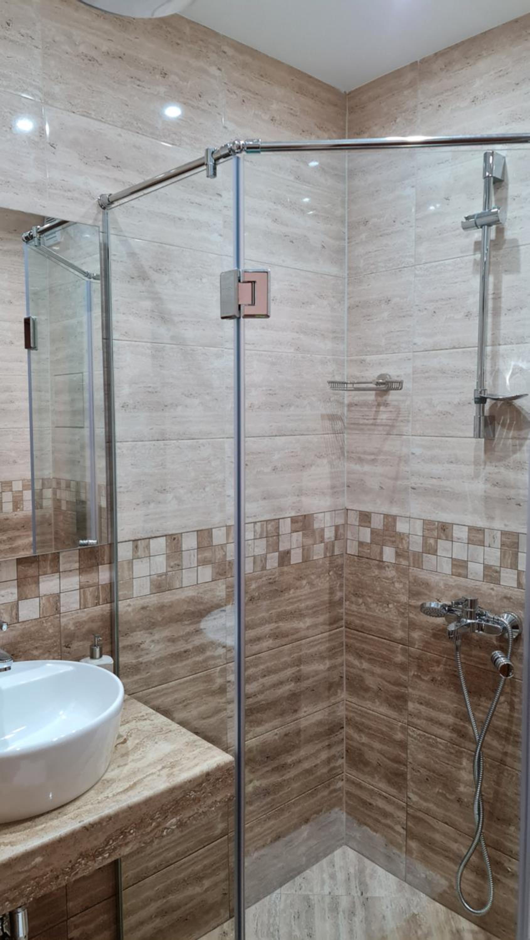 Double Room with Balcony - Photo 2