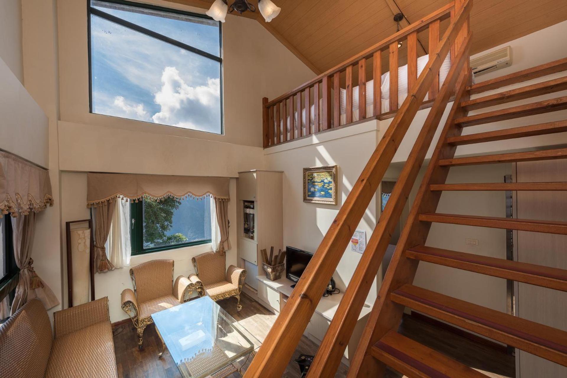 Deluxe Family Suite photo 3