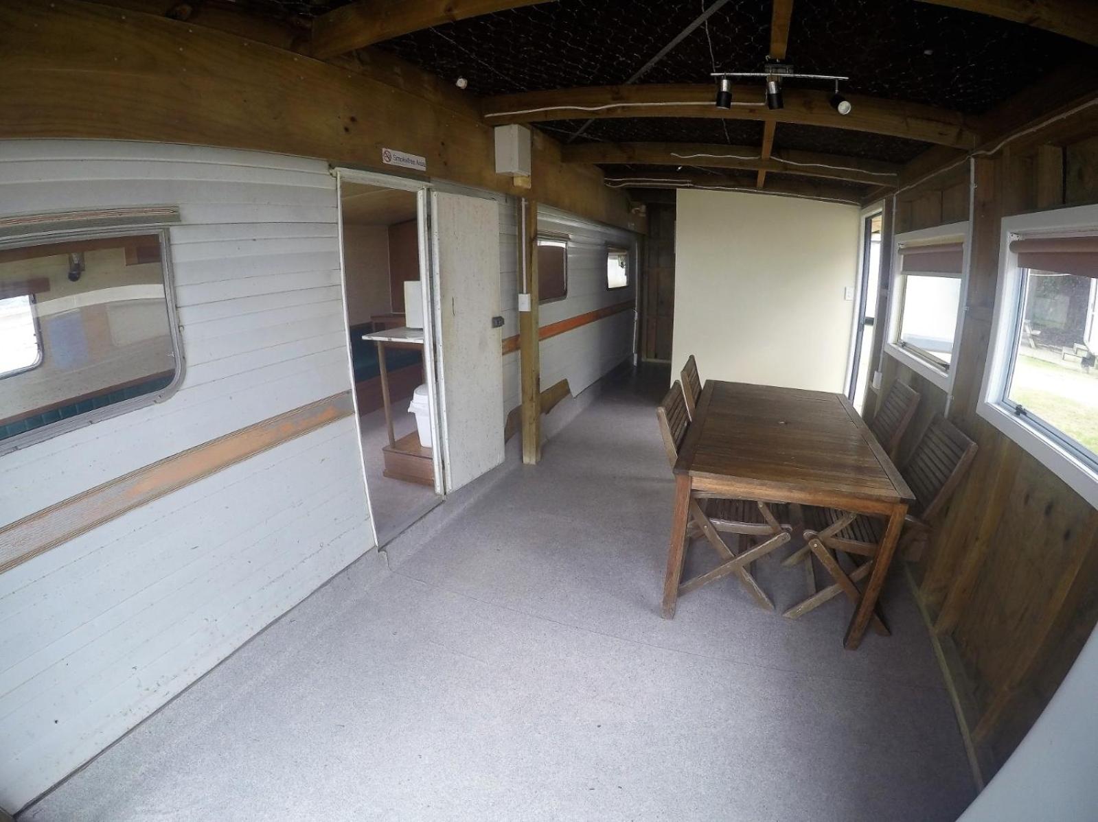 Caravan photo 3
