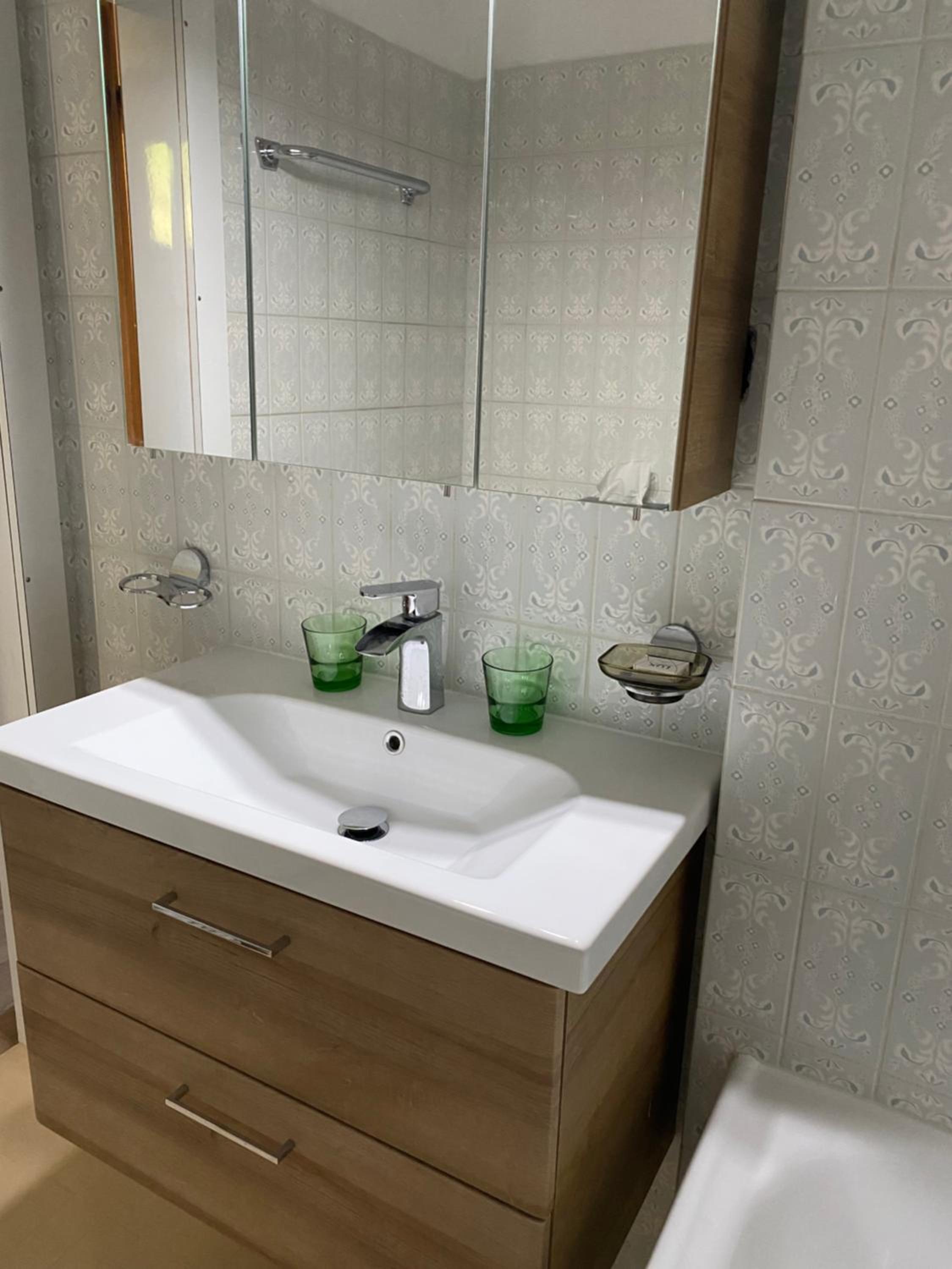 Double Room - Photo 10