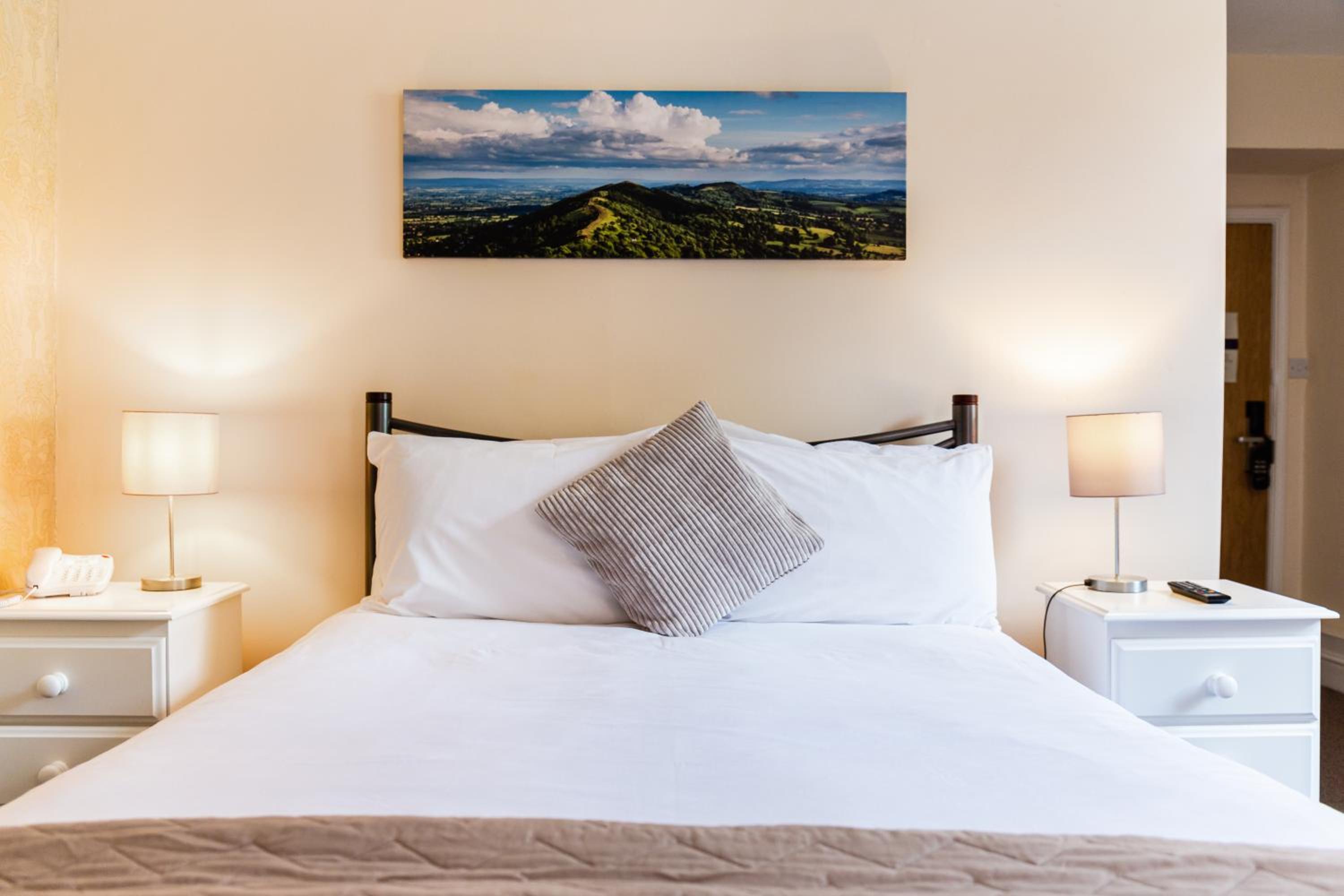 Standard Double Room - Photo 14
