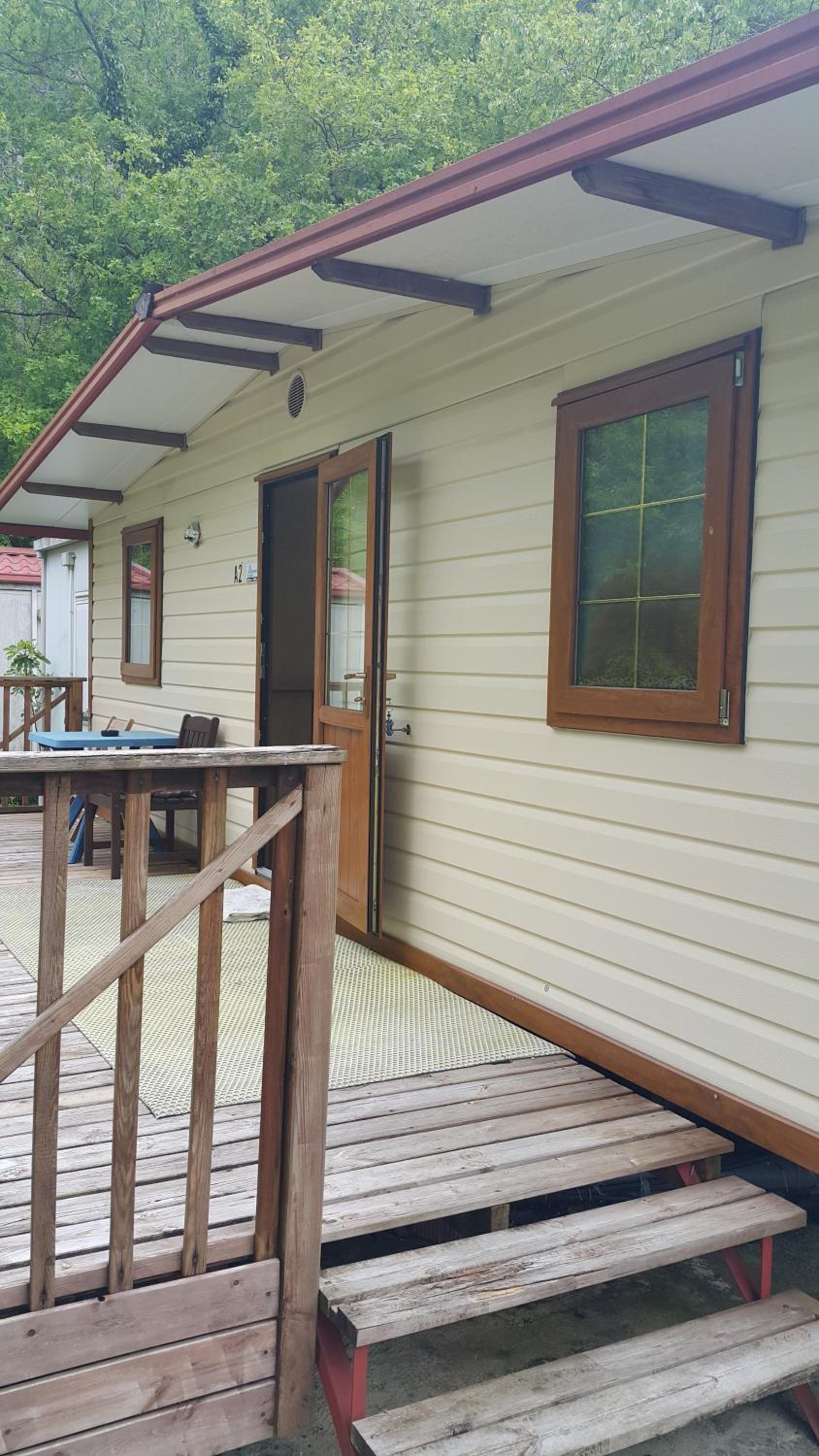 One-Bedroom Bungalow photo 1
