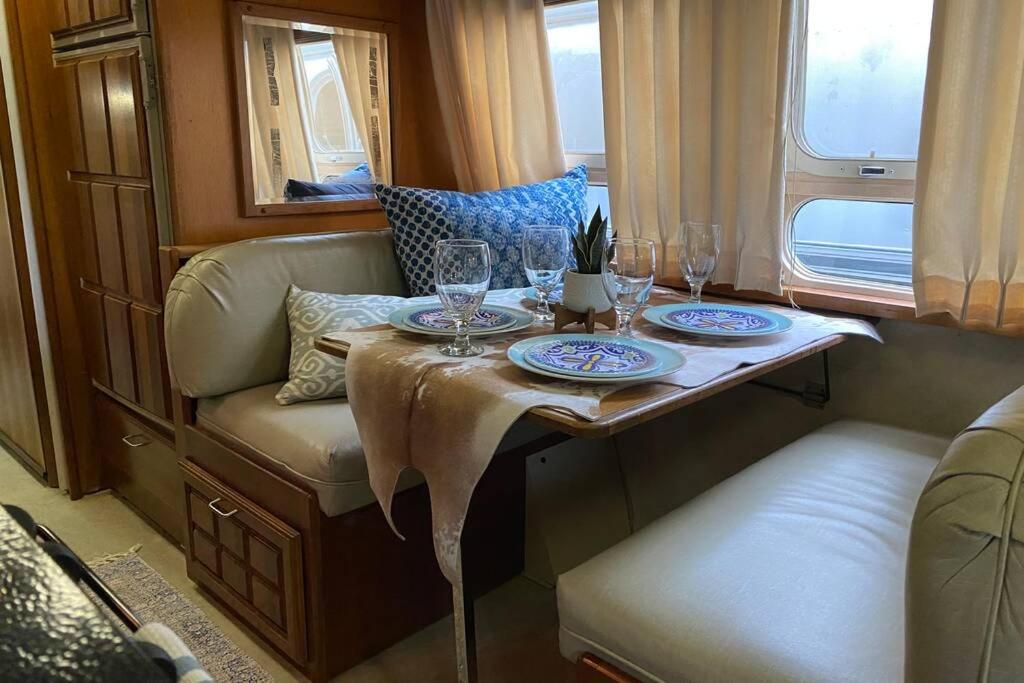 One-Bedroom House - Photo 6