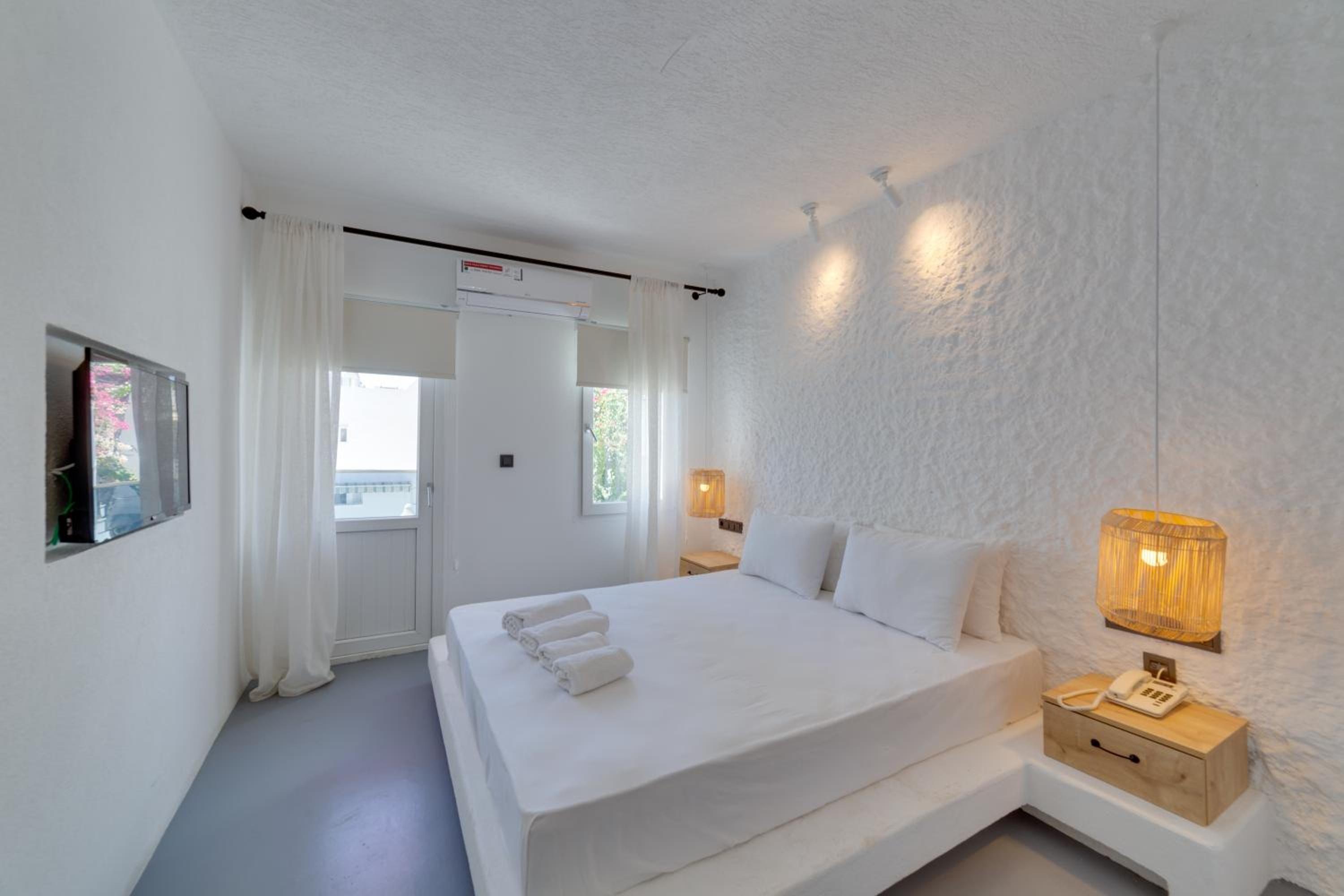 Superior Double Room - Photo 1