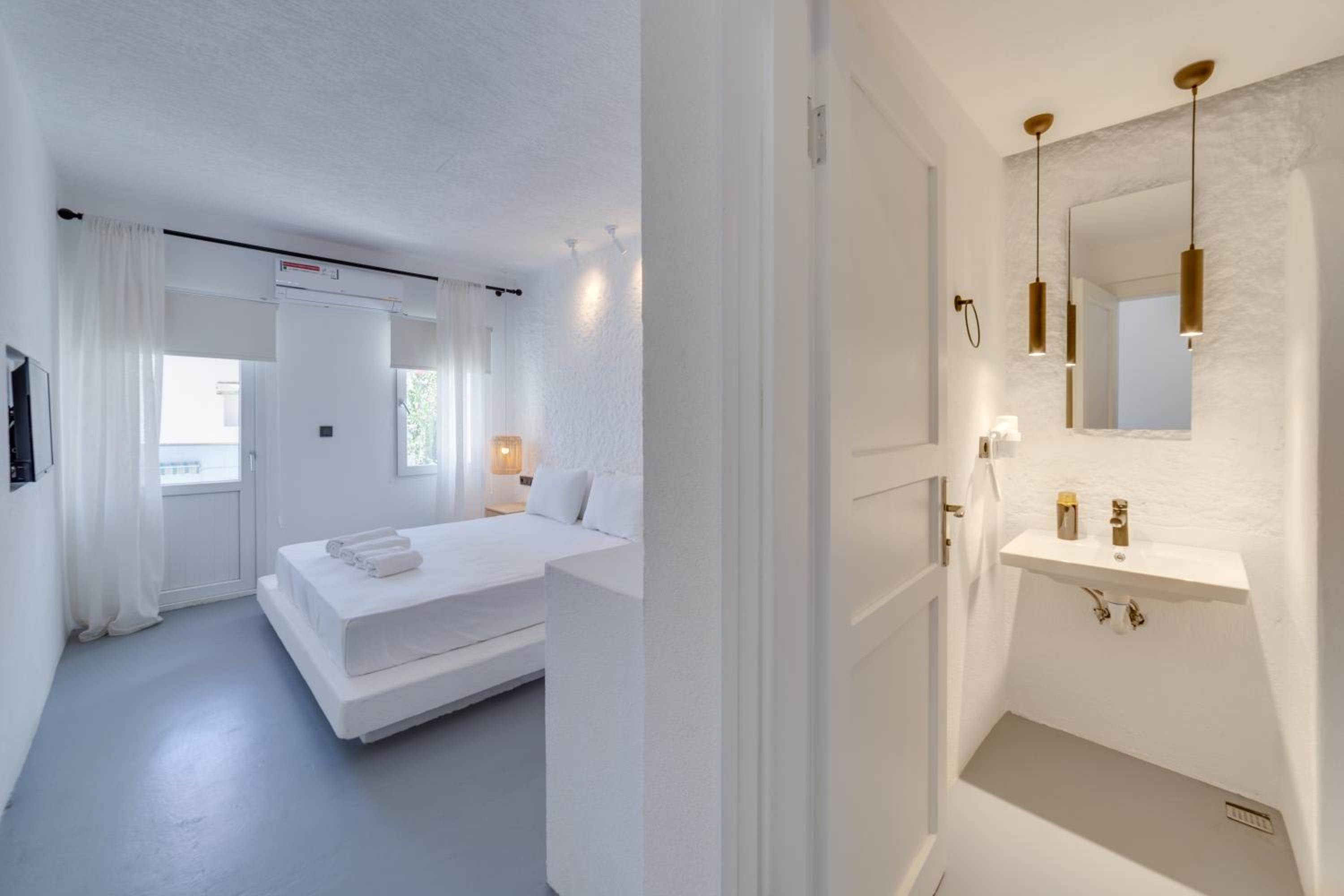 Superior Double Room - Photo 6