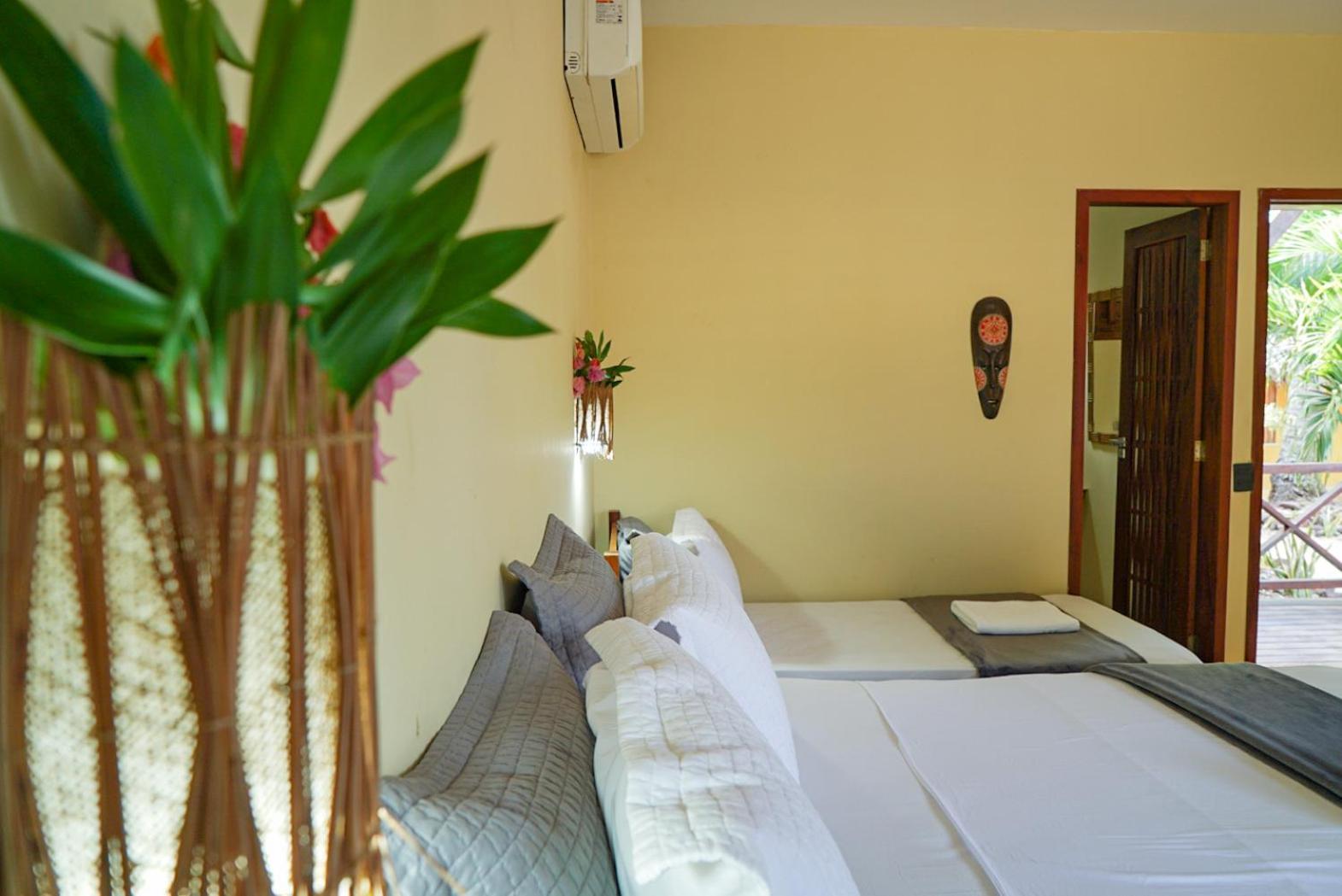 Deluxe Bungalow with Garden View - Photo 2