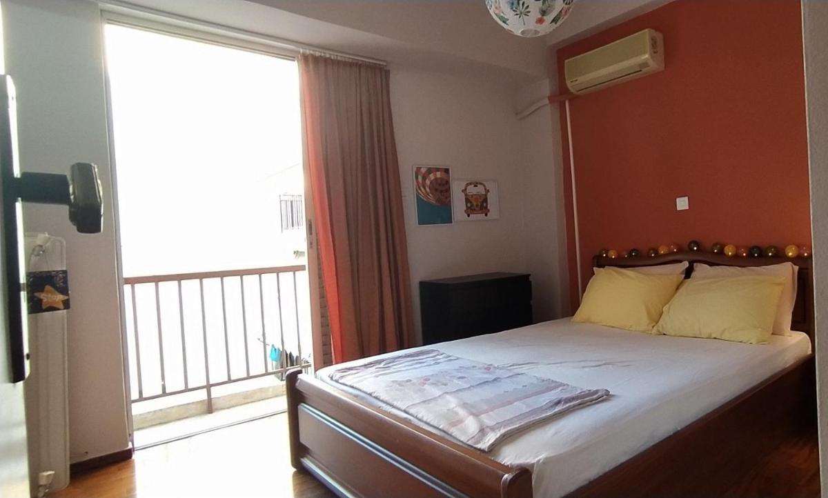 Two-Bedroom Apartment - Photo 15