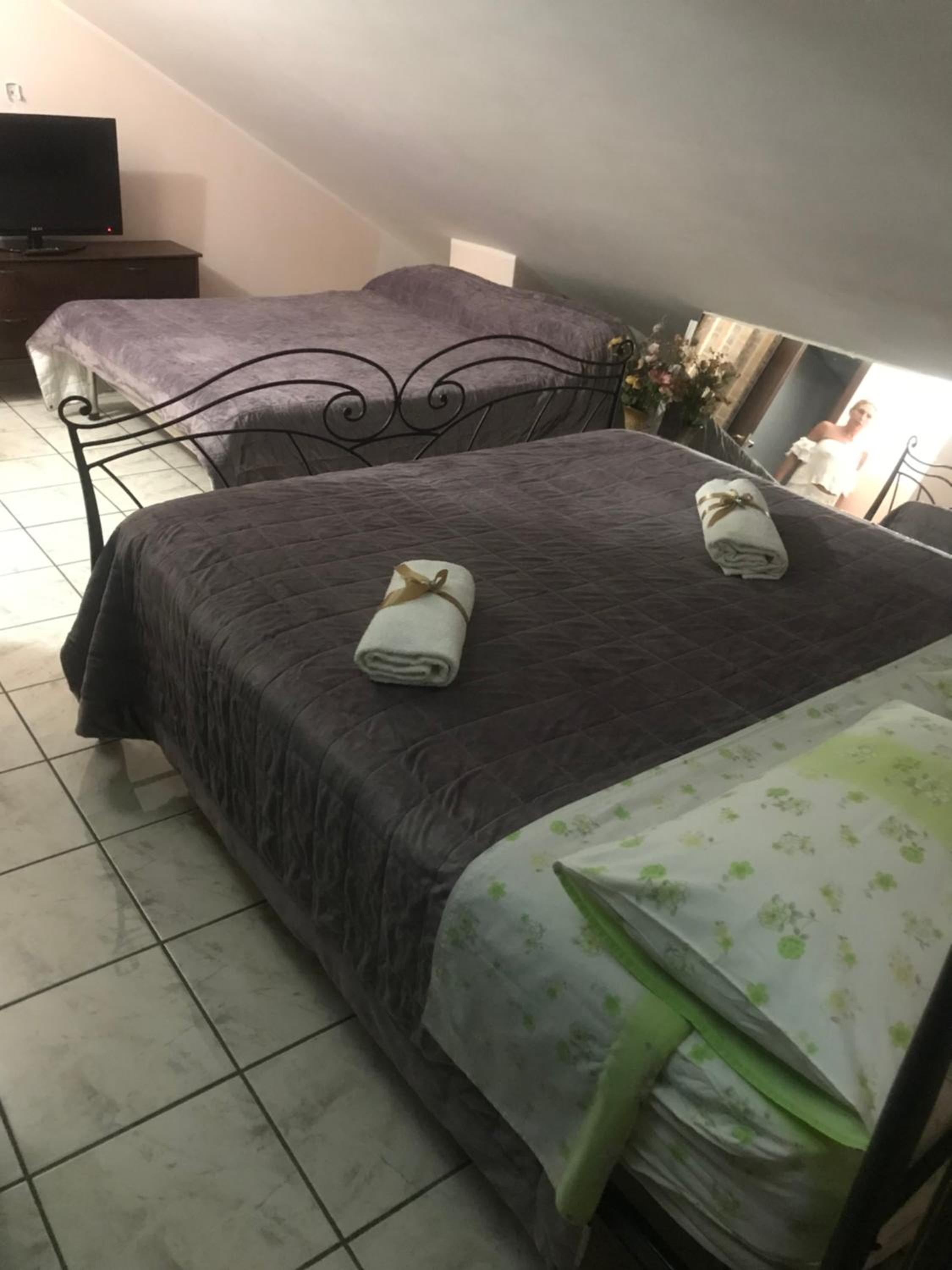 Quadruple Room With Private Bathroom