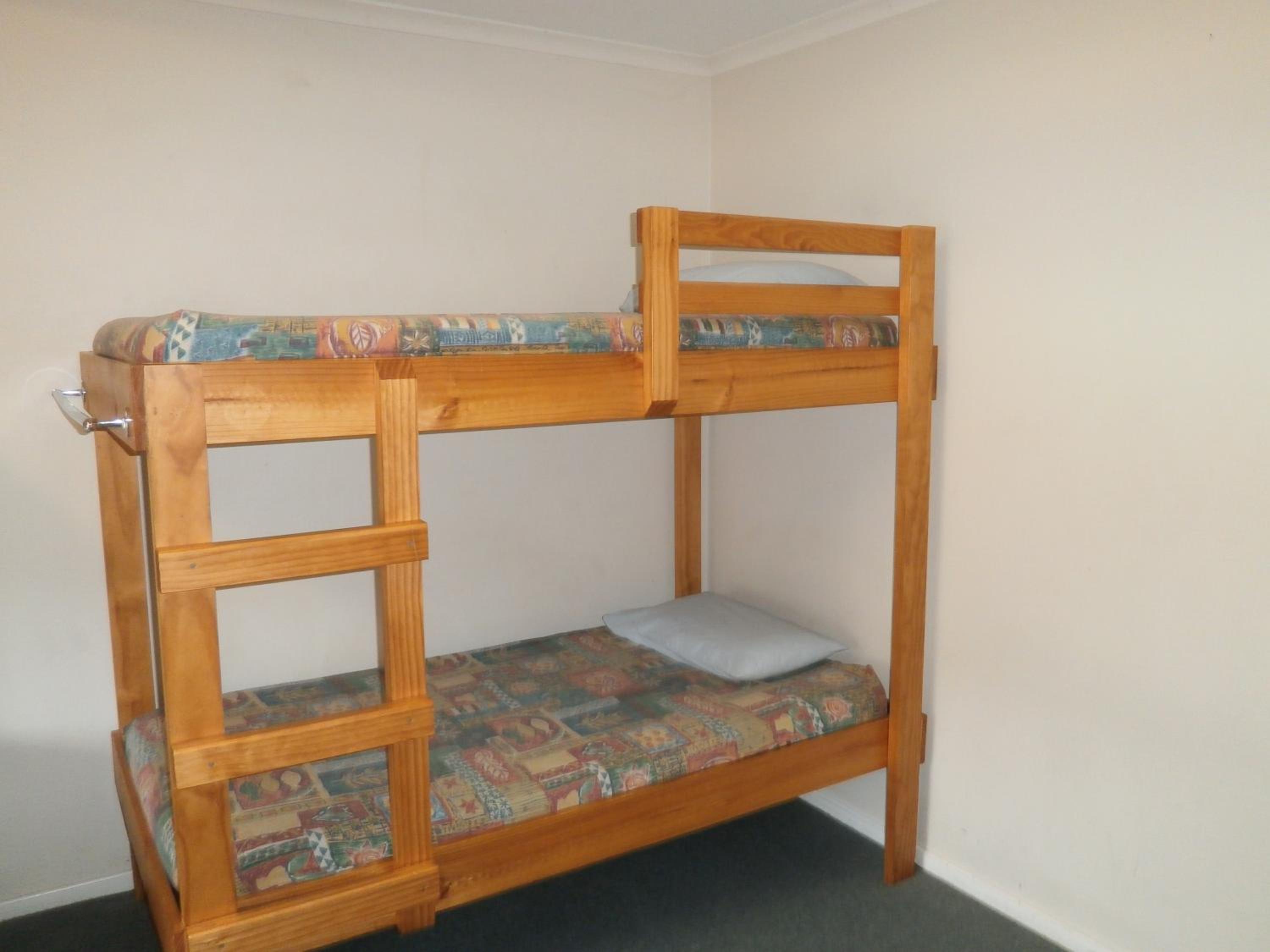 Bed In 8-Bed Mixed Dormitory Room photo 3