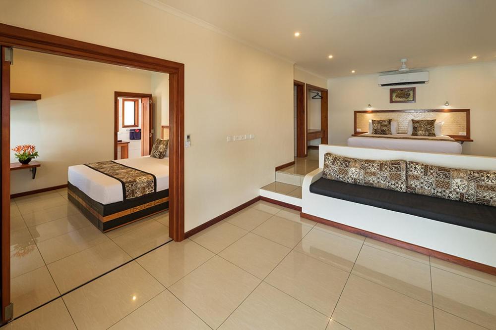 Luxury Ocean Front Villa photo 7