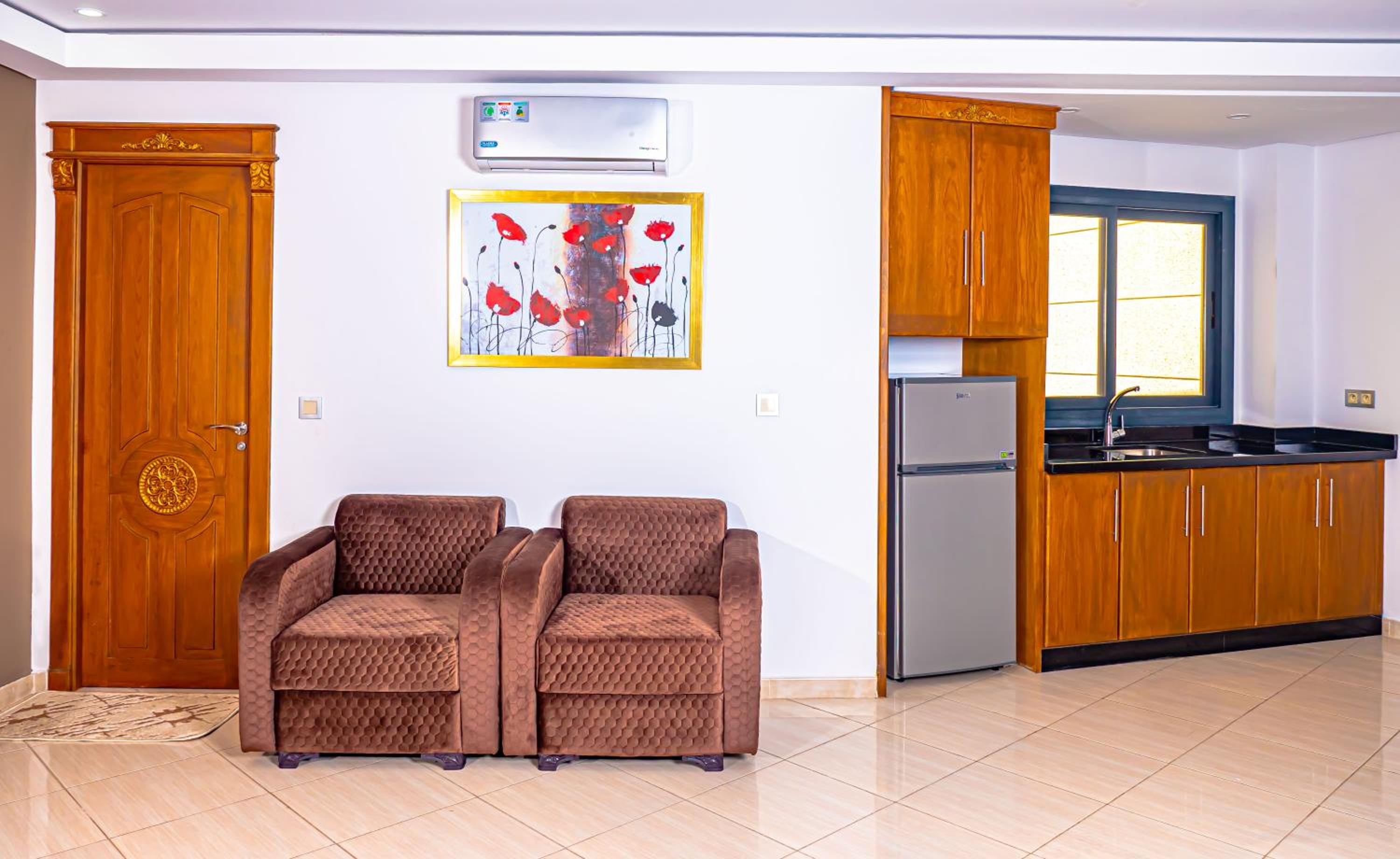 Superior Suite - Photo 4