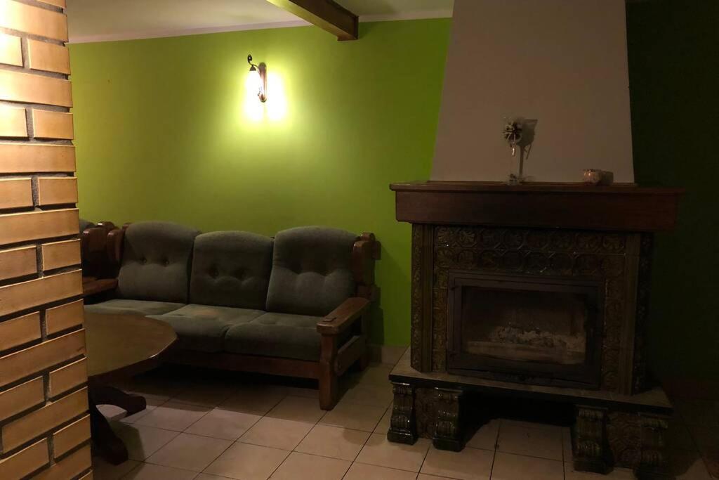 Two-Bedroom House - Photo 9