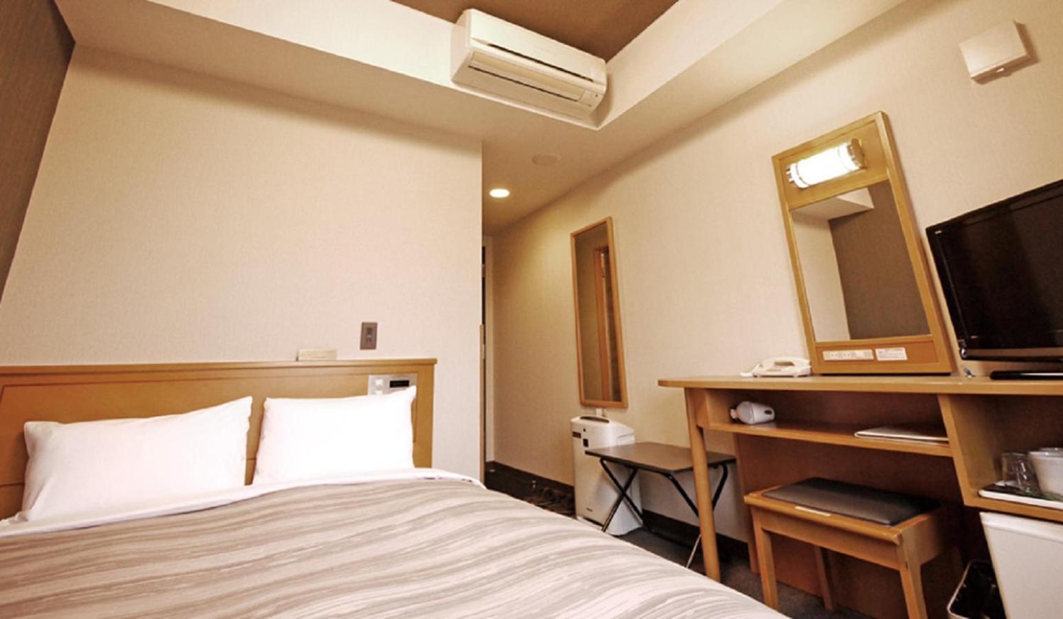 Double Room with Small Double Bed - Non-Smoking - Photo 1