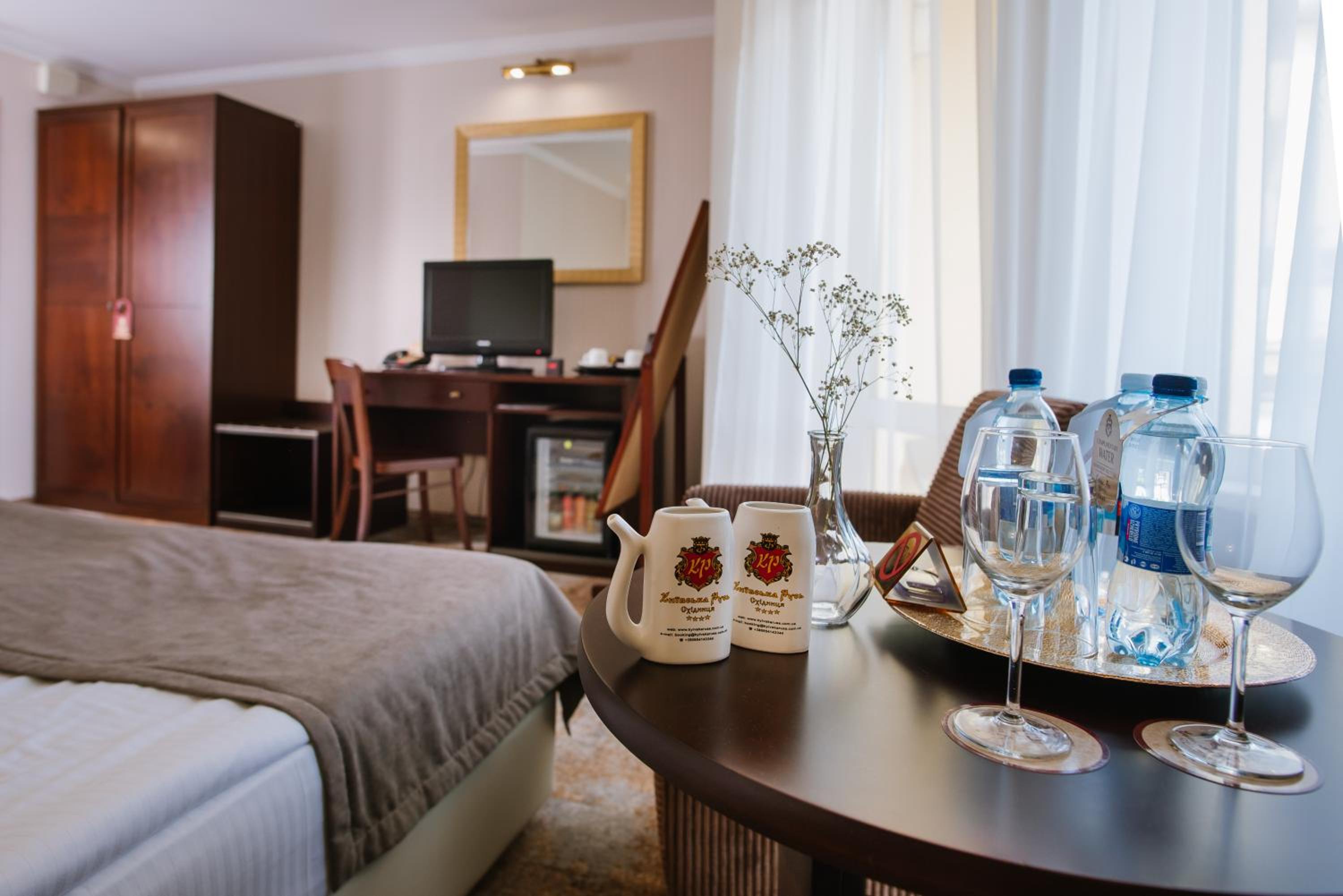 Superior Double or Twin Room photo 2
