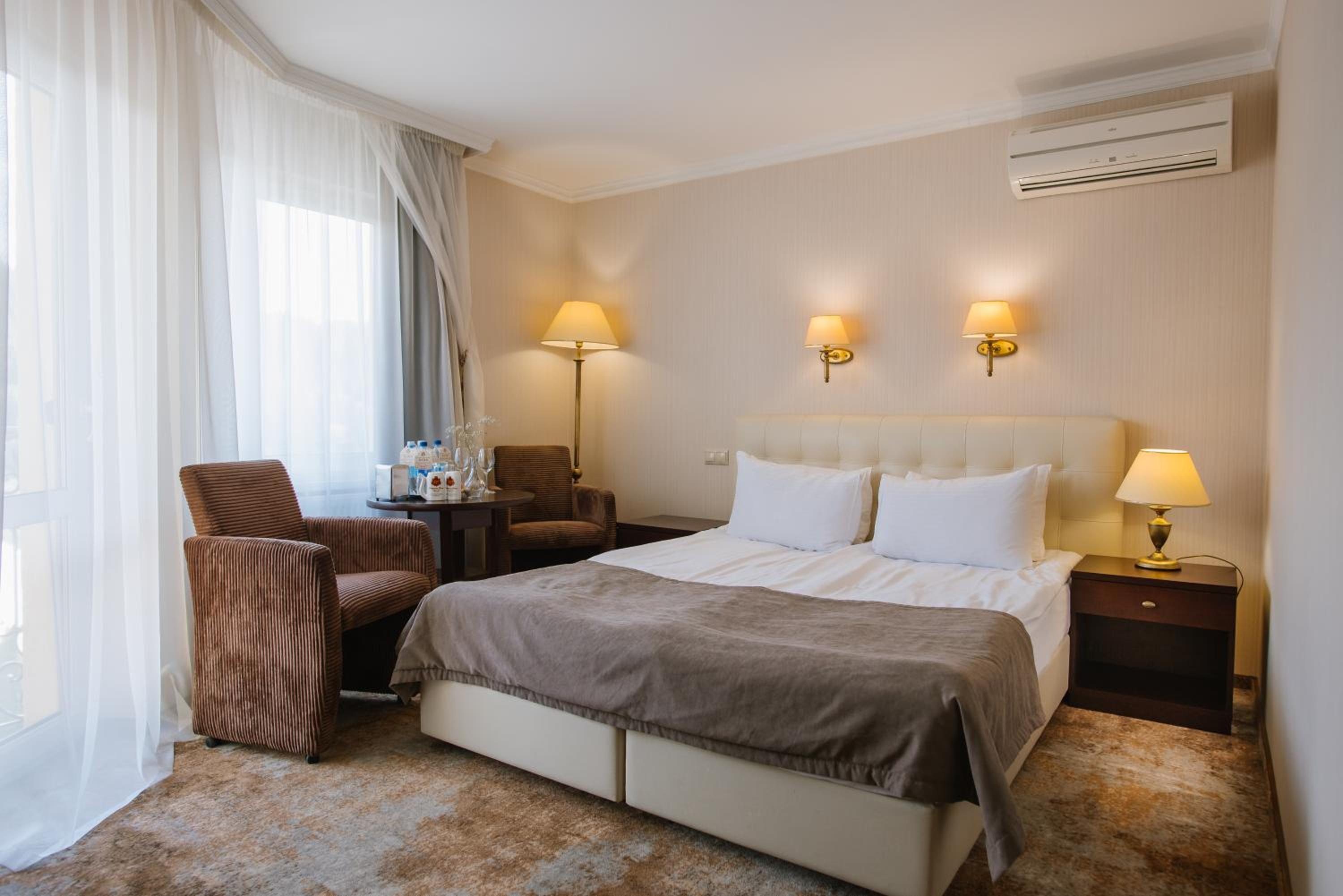 Superior Double or Twin Room photo 1