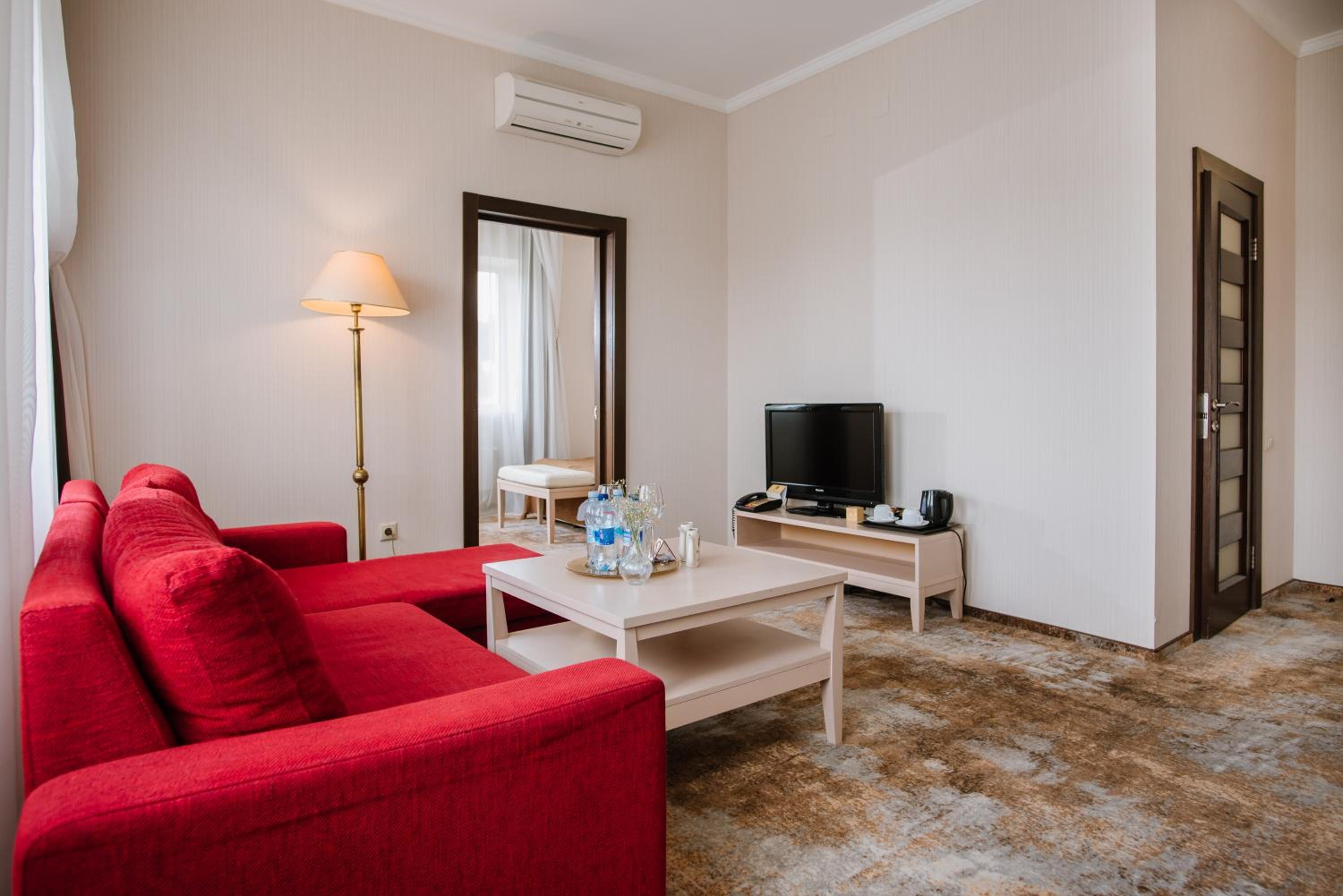 Suite photo 1