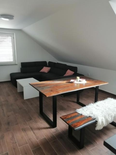 Family Room - Photo 3