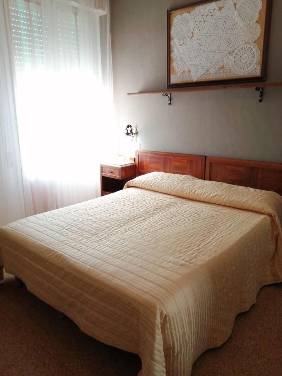 Economy Double Room photo 2