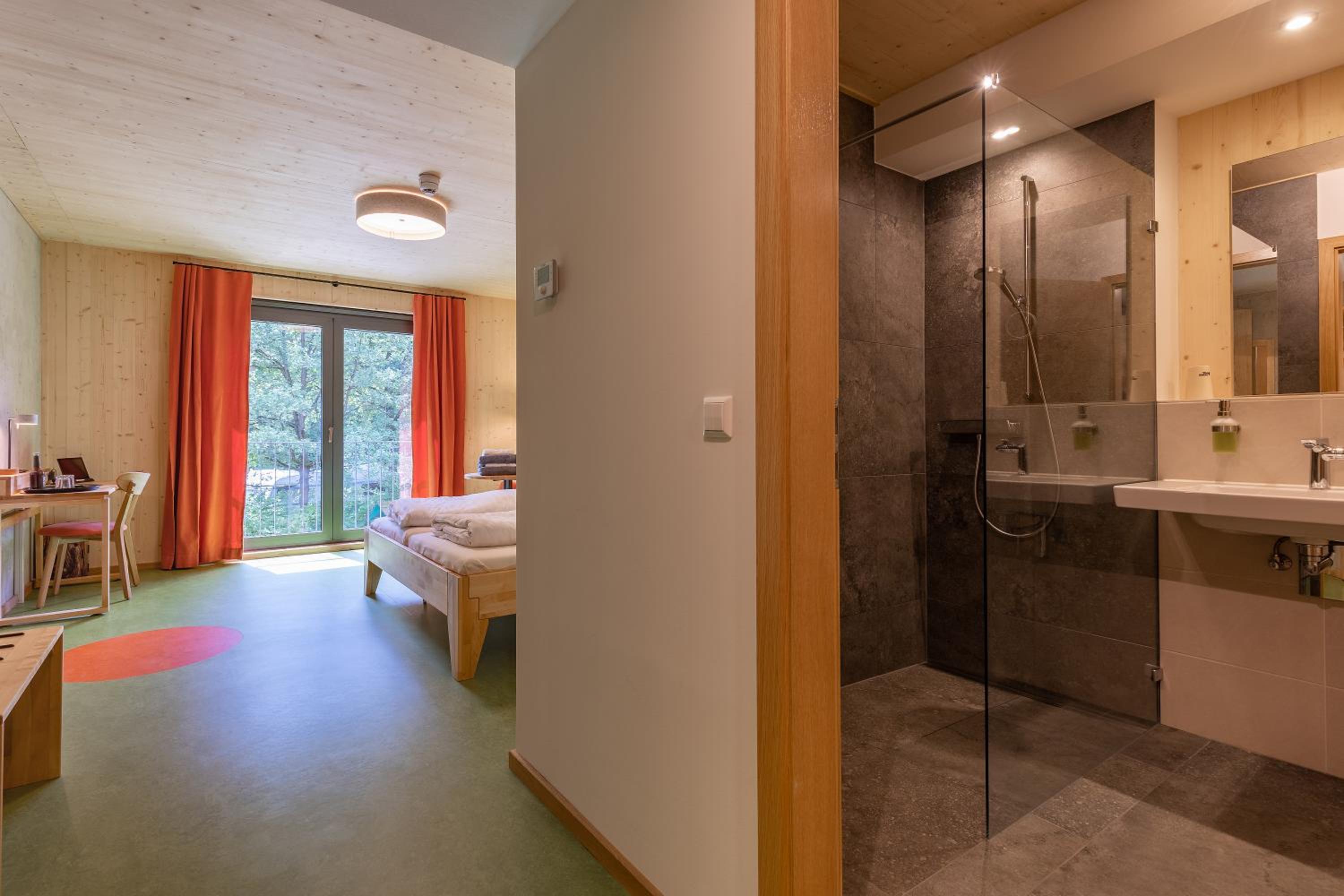 Double Room - Photo 9