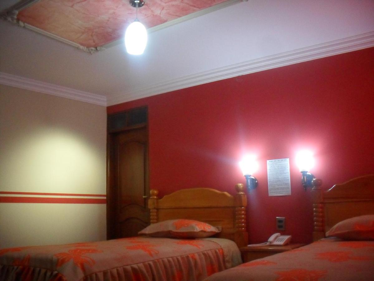 Twin Room with Private Bathroom photo 3