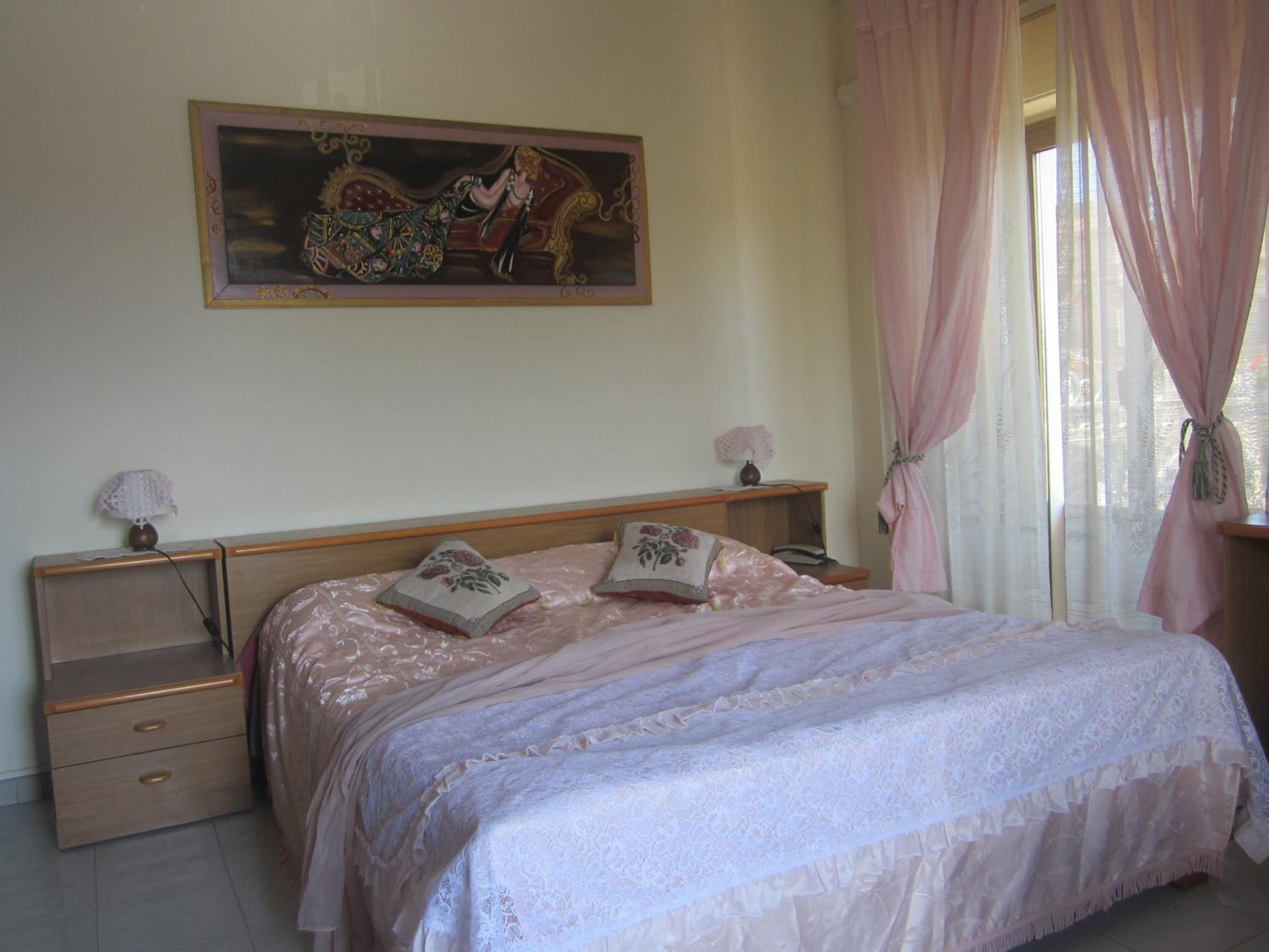 Double Room - Photo 30