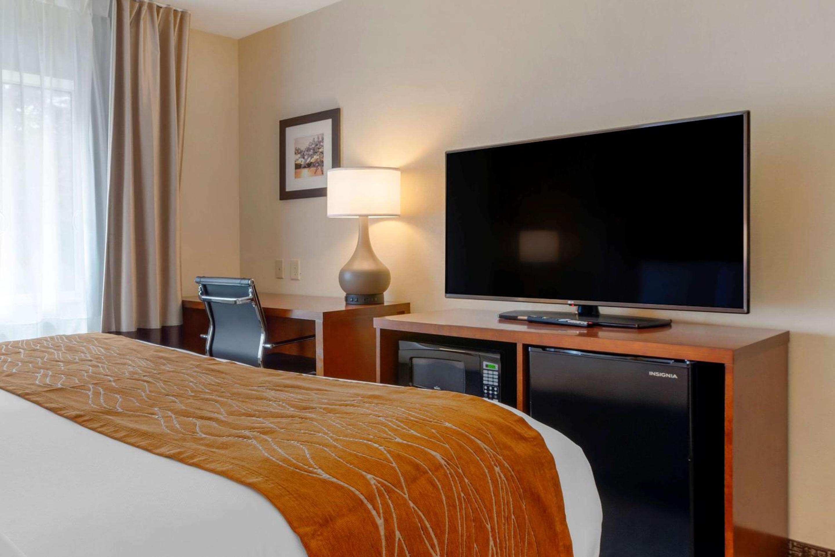 King Room - Disability Access/Non-Smoking - Photo 2