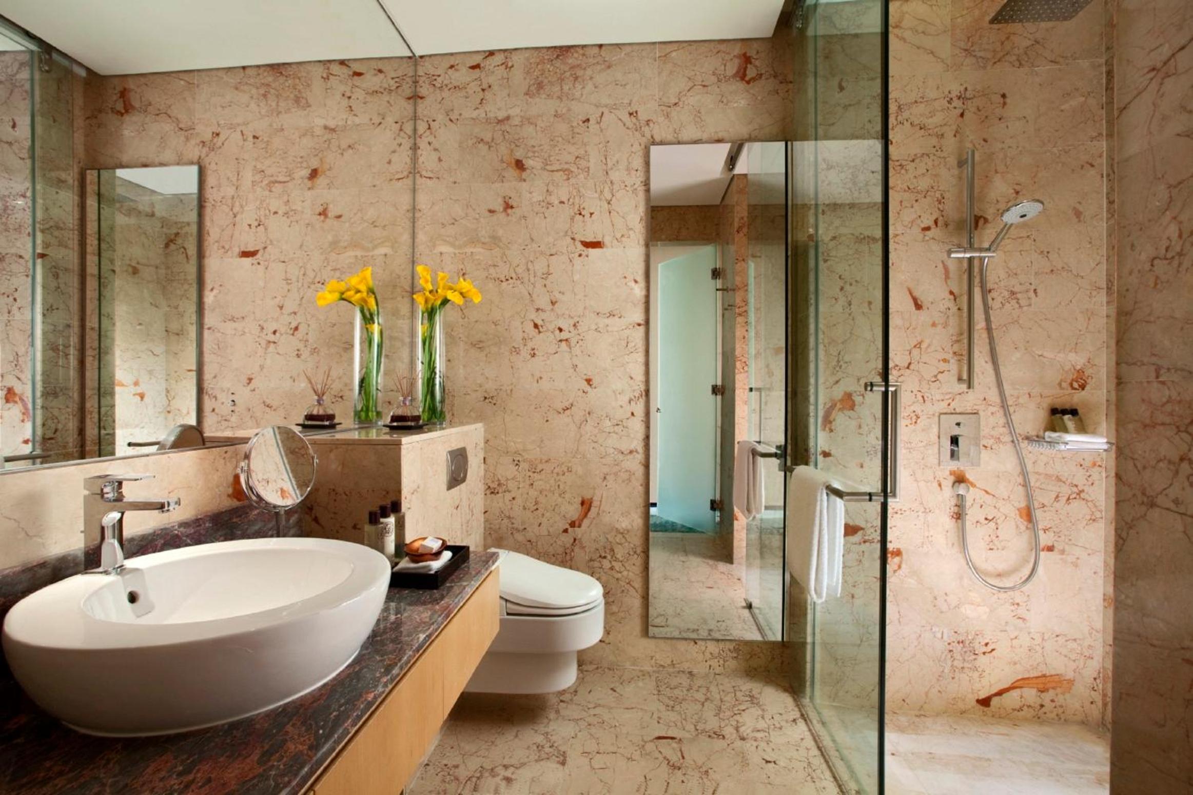 Equarius Ocean Suites thumbnail 5