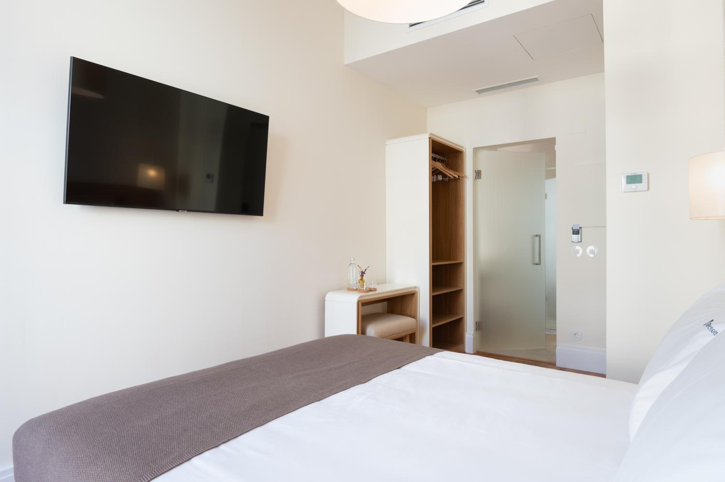 Small Double Room photo 2
