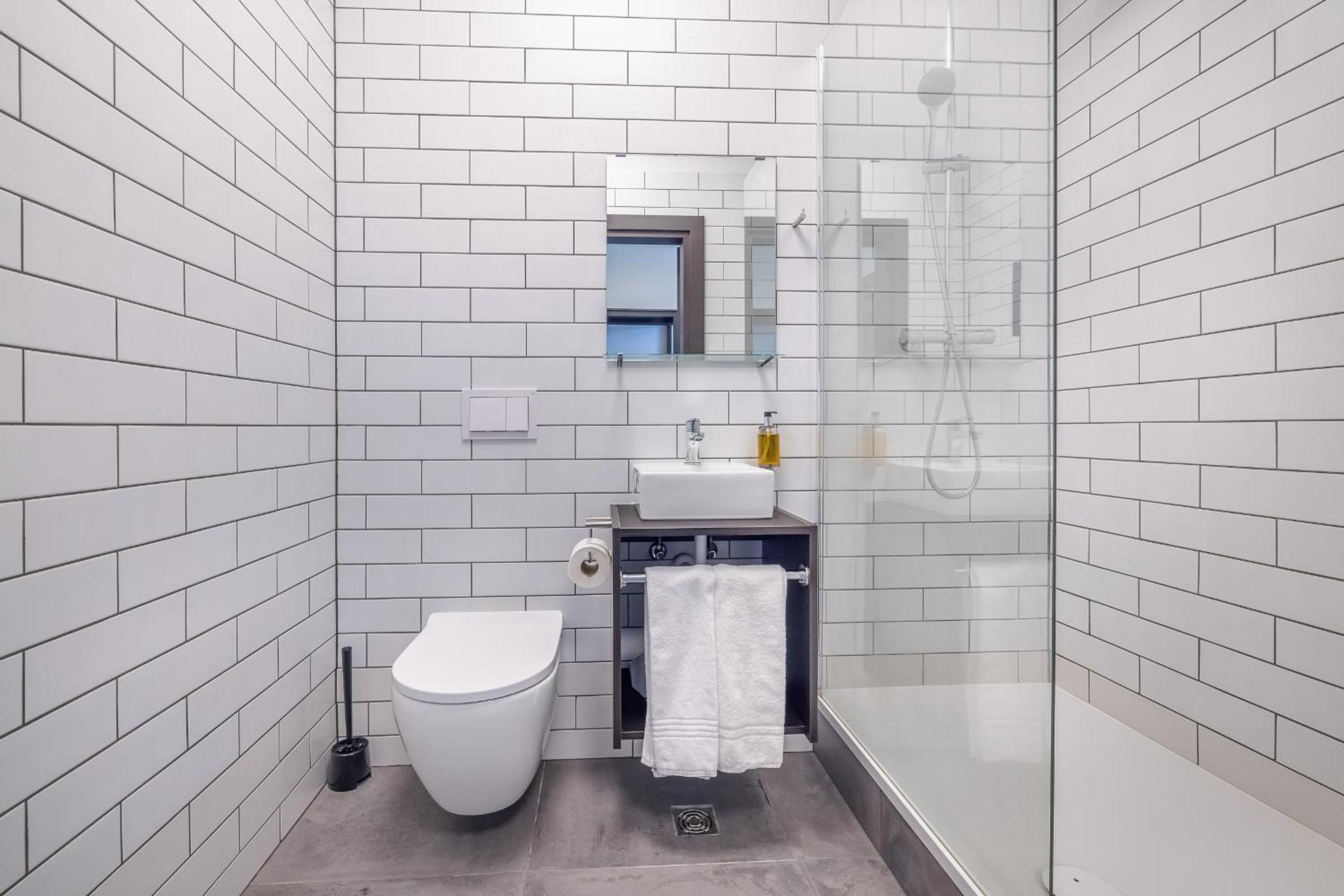 Double Room With Private Bathroom photo 3