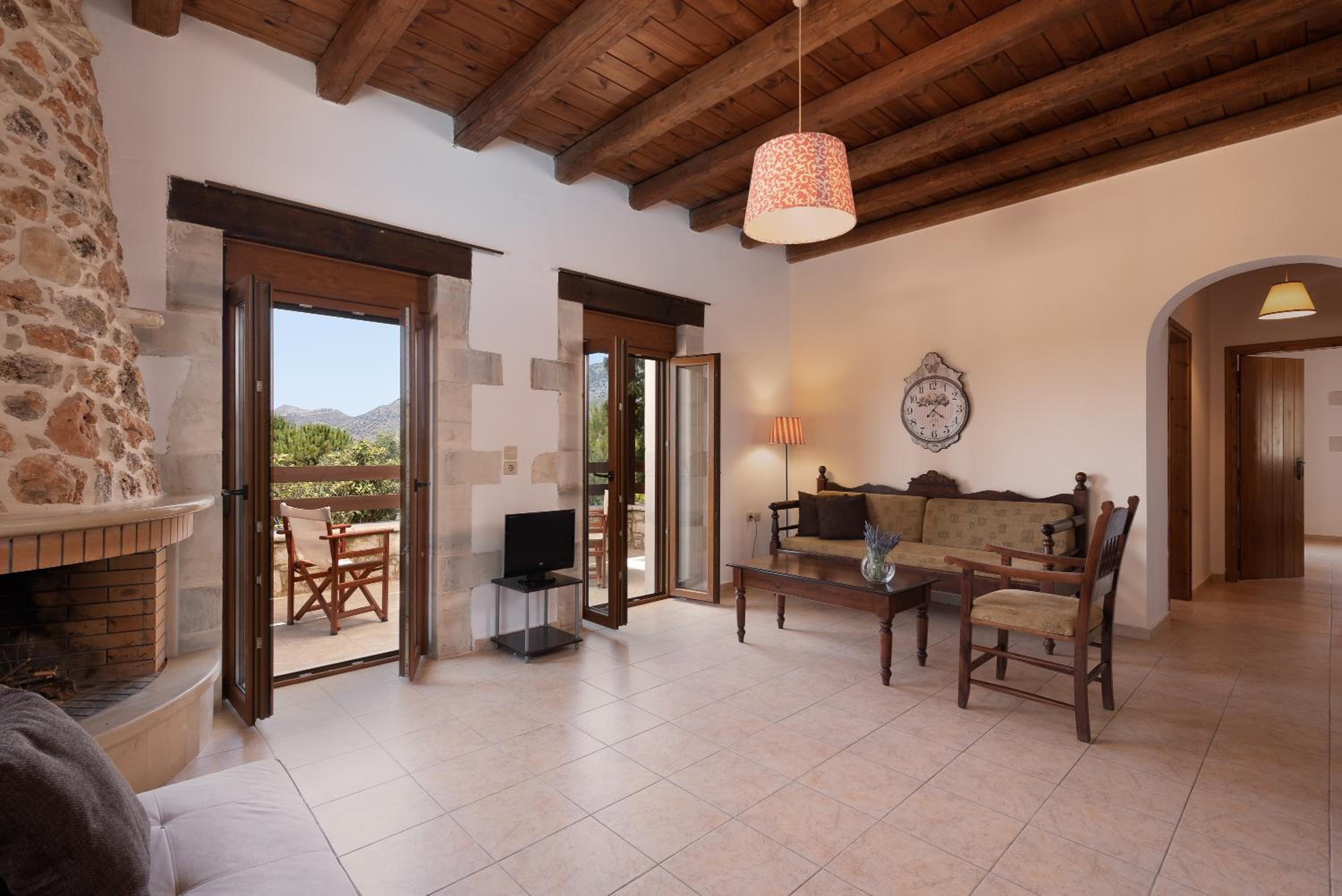 Villa photo 1