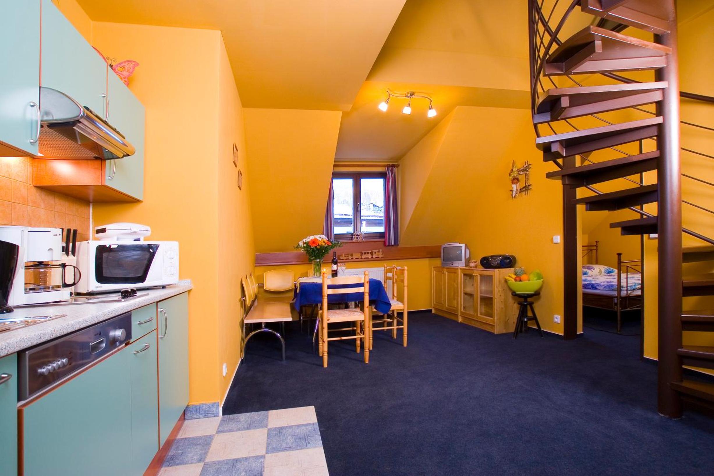 Duplex Apartment (6 Adults) - Photo 2