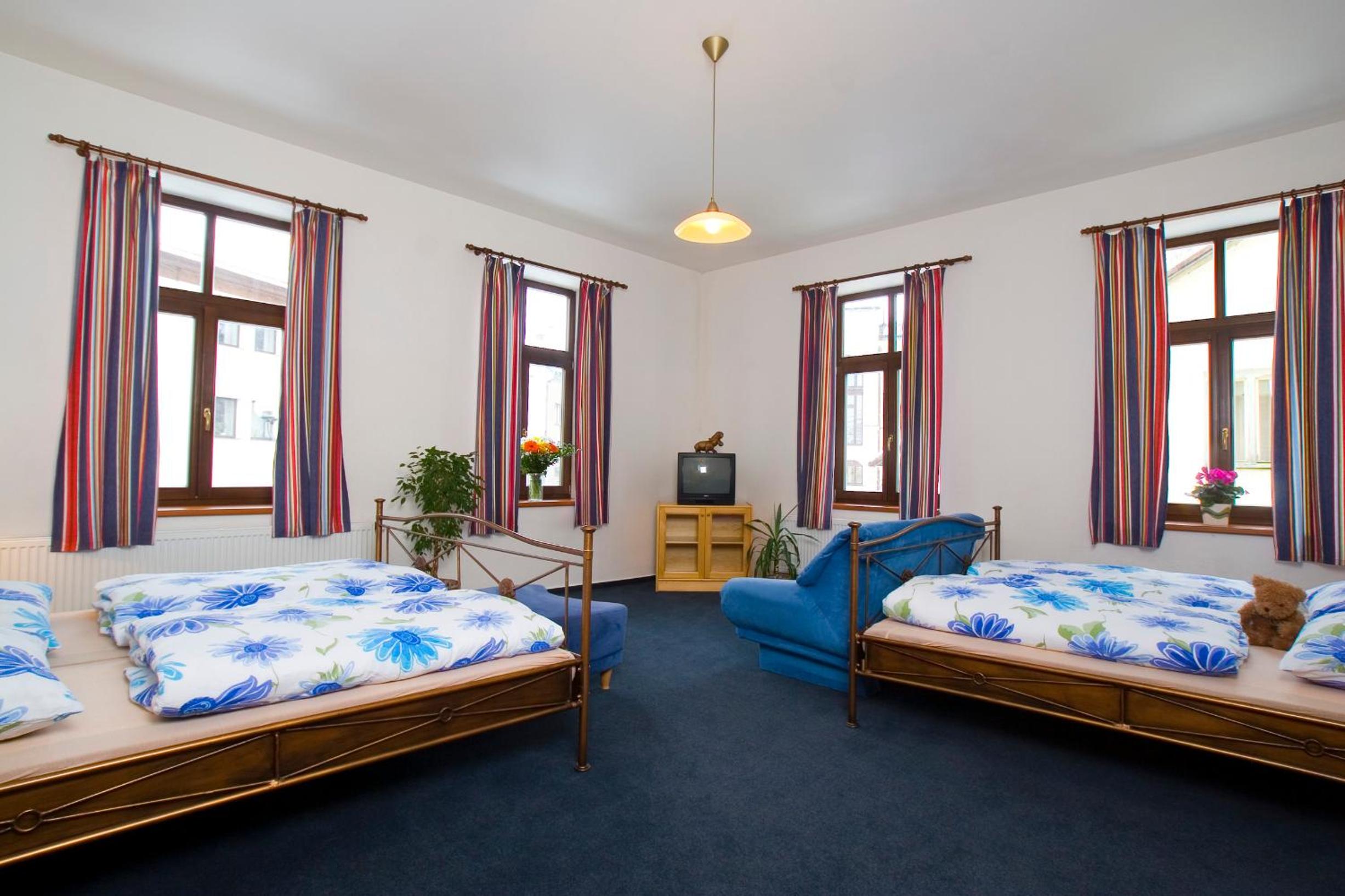 Two-Bedroom Apartment - Photo 1