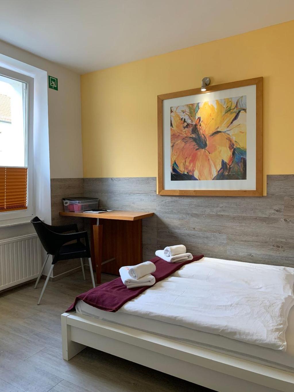 Small Double Room photo 1