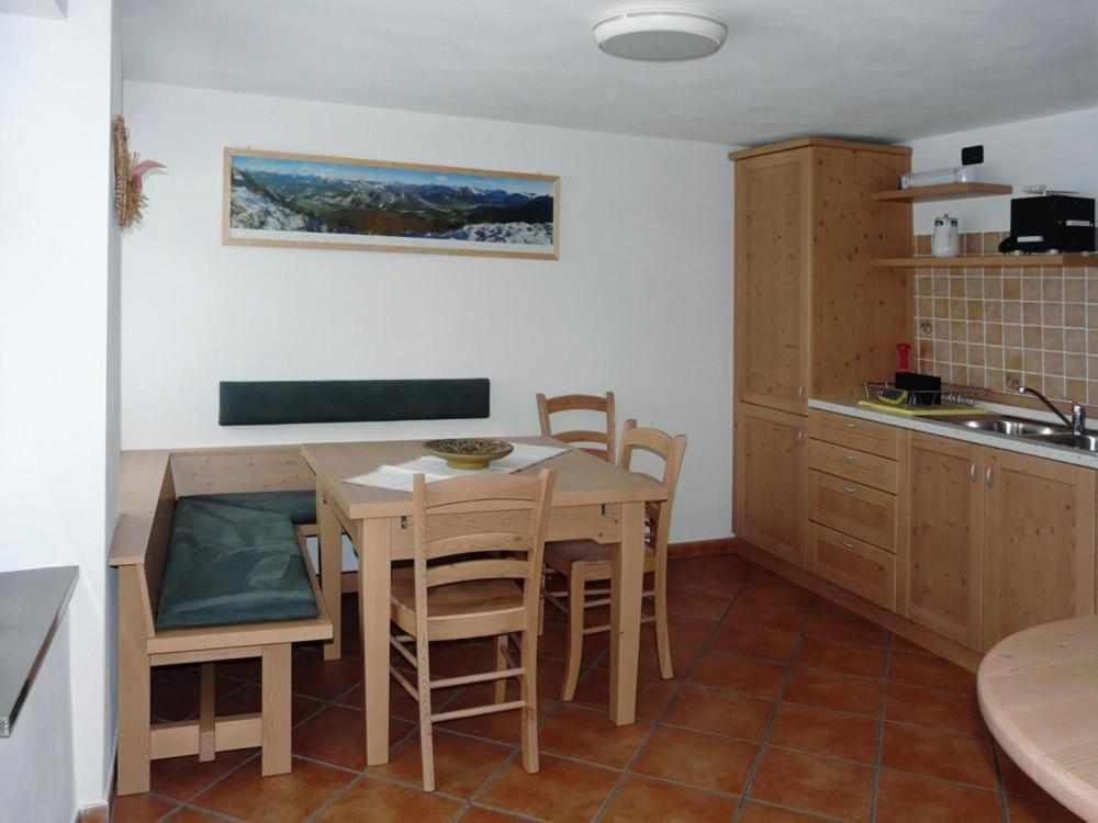 Two-Bedroom House photo 3