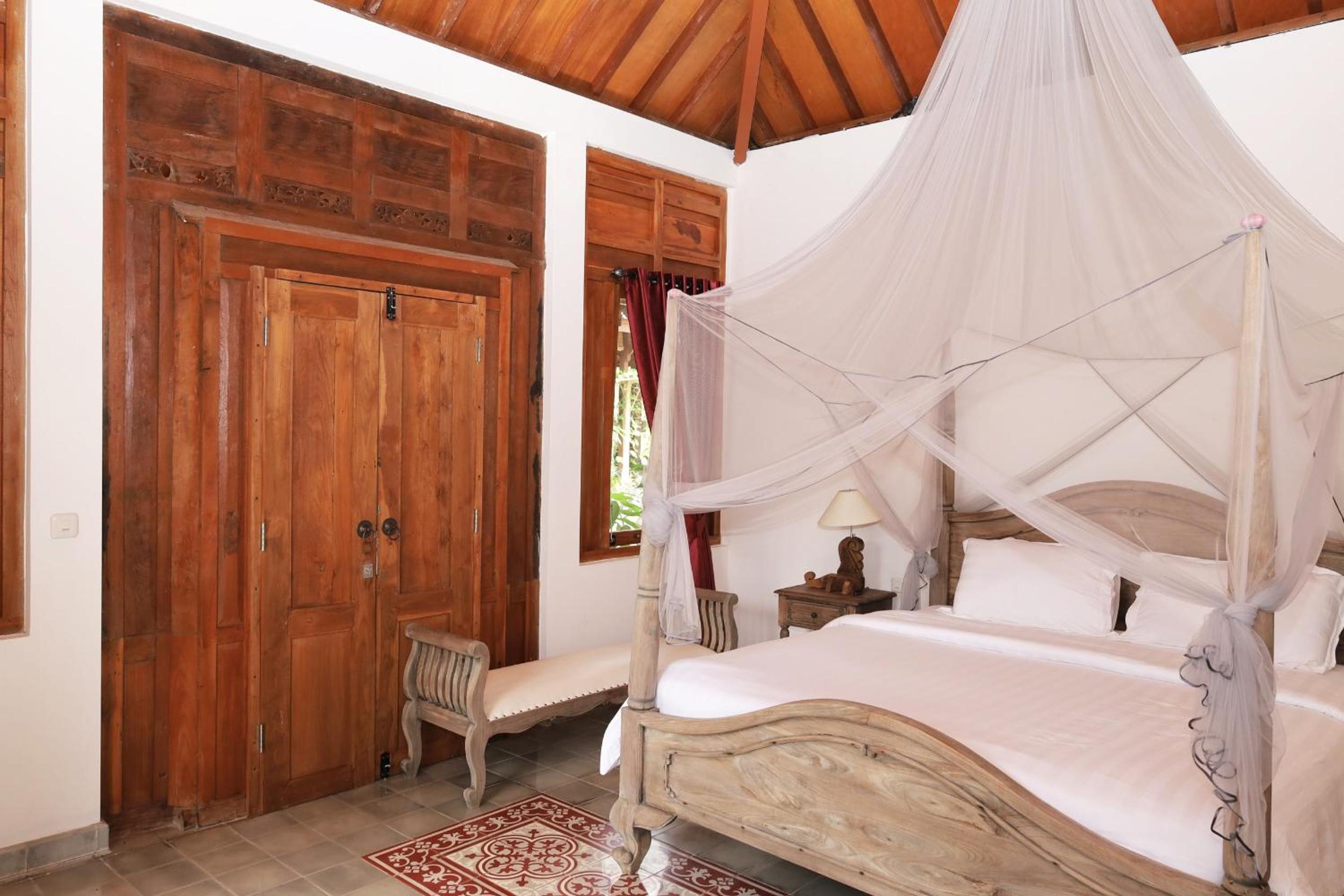 Double Room with Mountain View