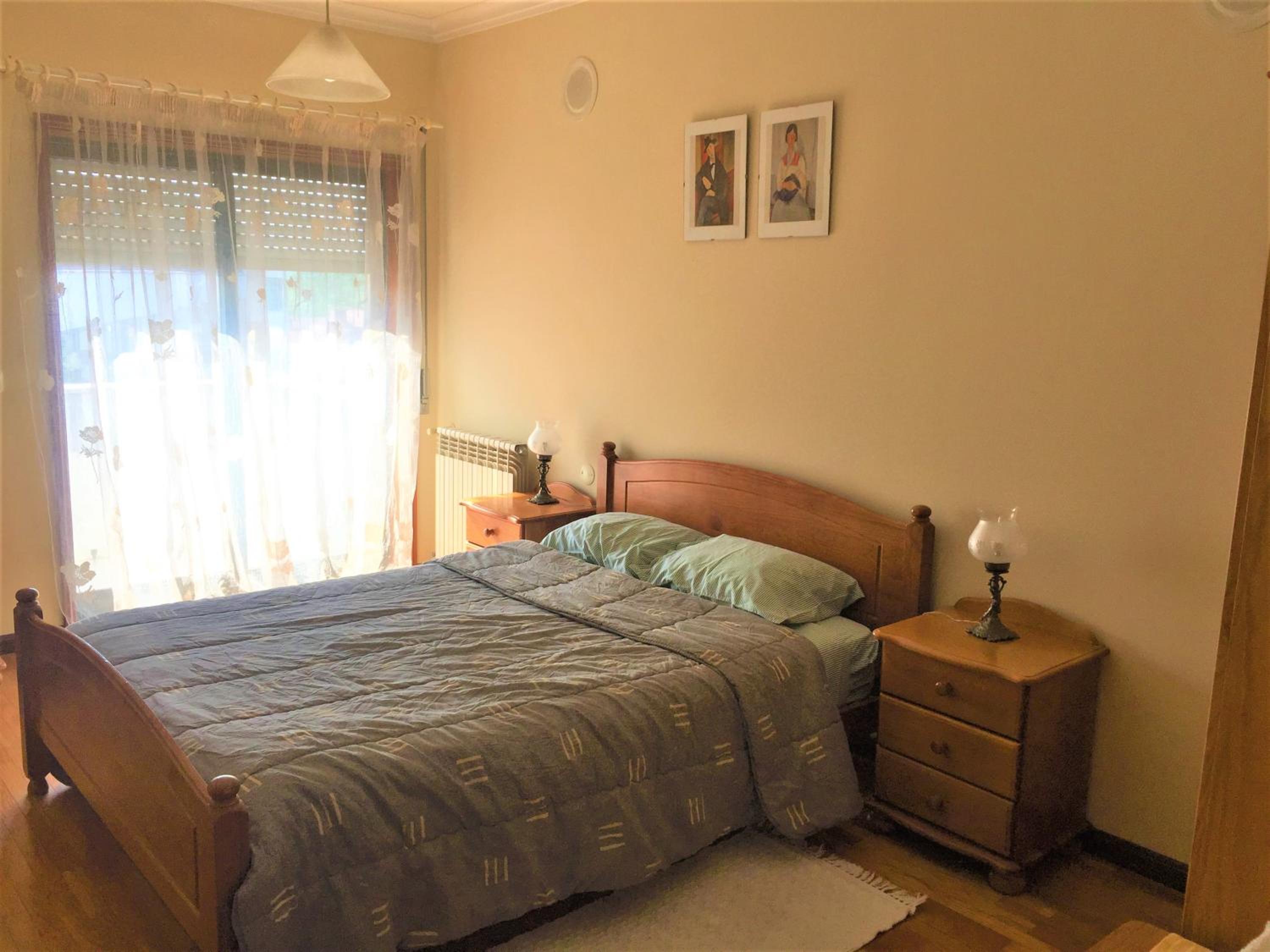 Double Room with Shared Bathroom photo 2