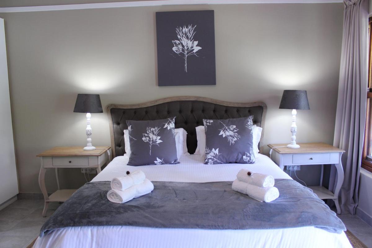 Suite - Photo 10