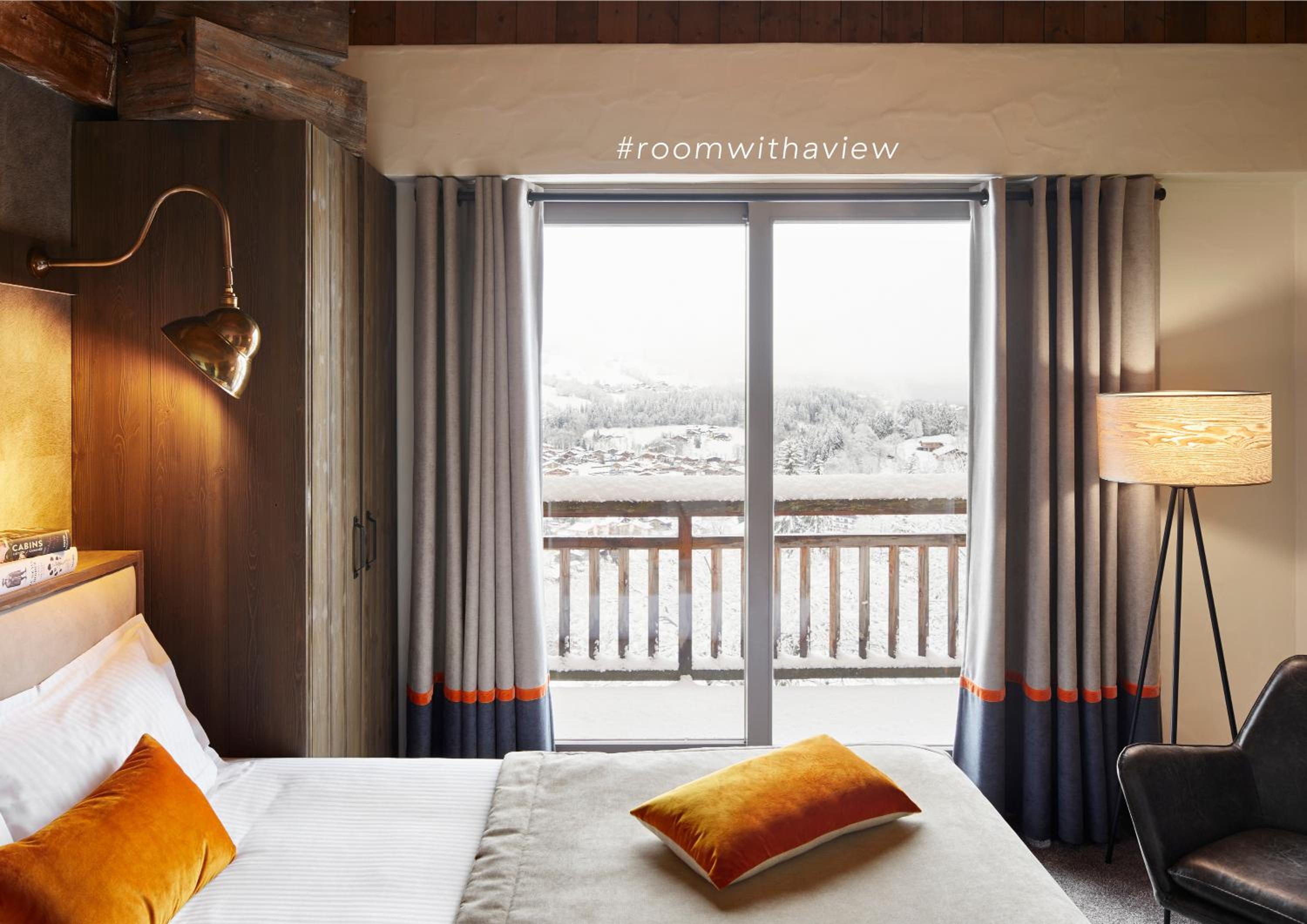 The Megeve Suite with Balcony with High Tea (dec-april)  - Photo 2