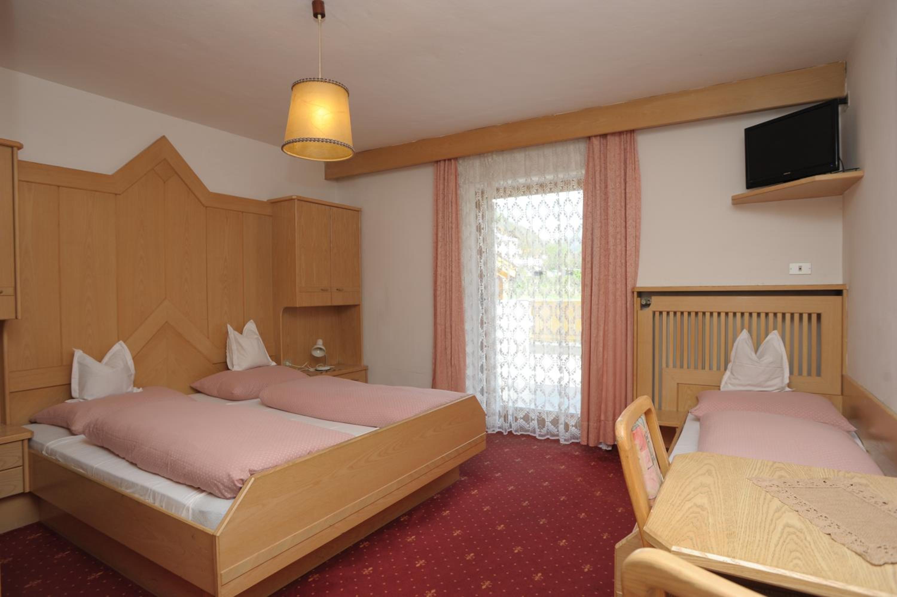 Triple Room with Balcony photo 2
