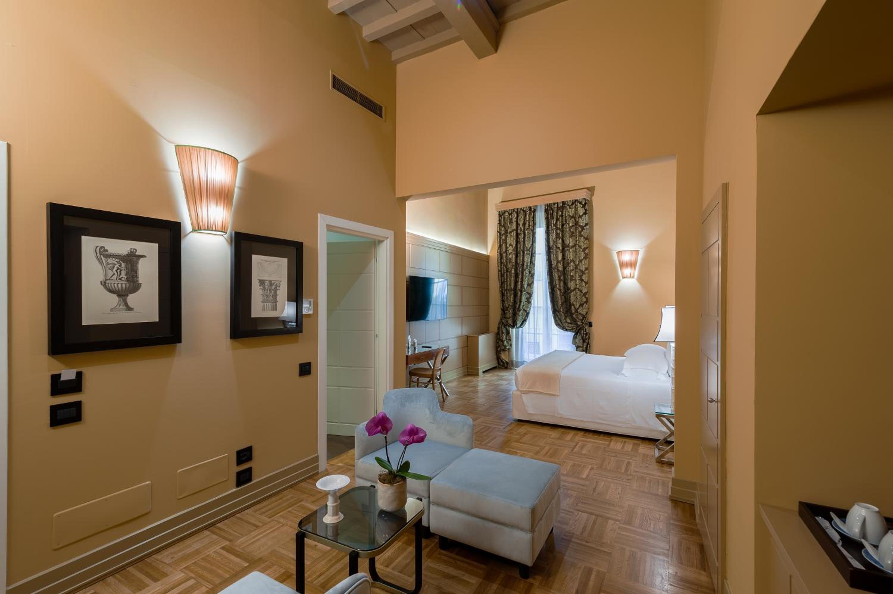 Deluxe Junior Suite