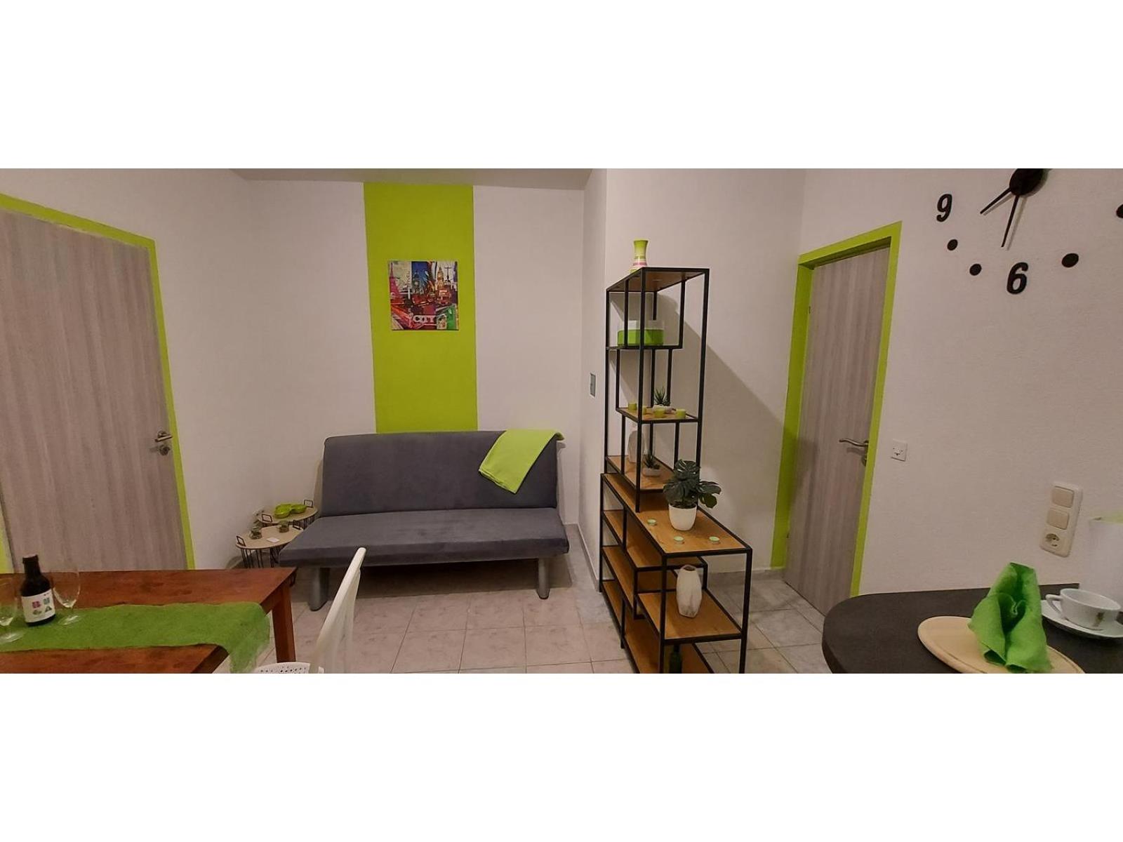 One-Bedroom Apartment - Photo 8
