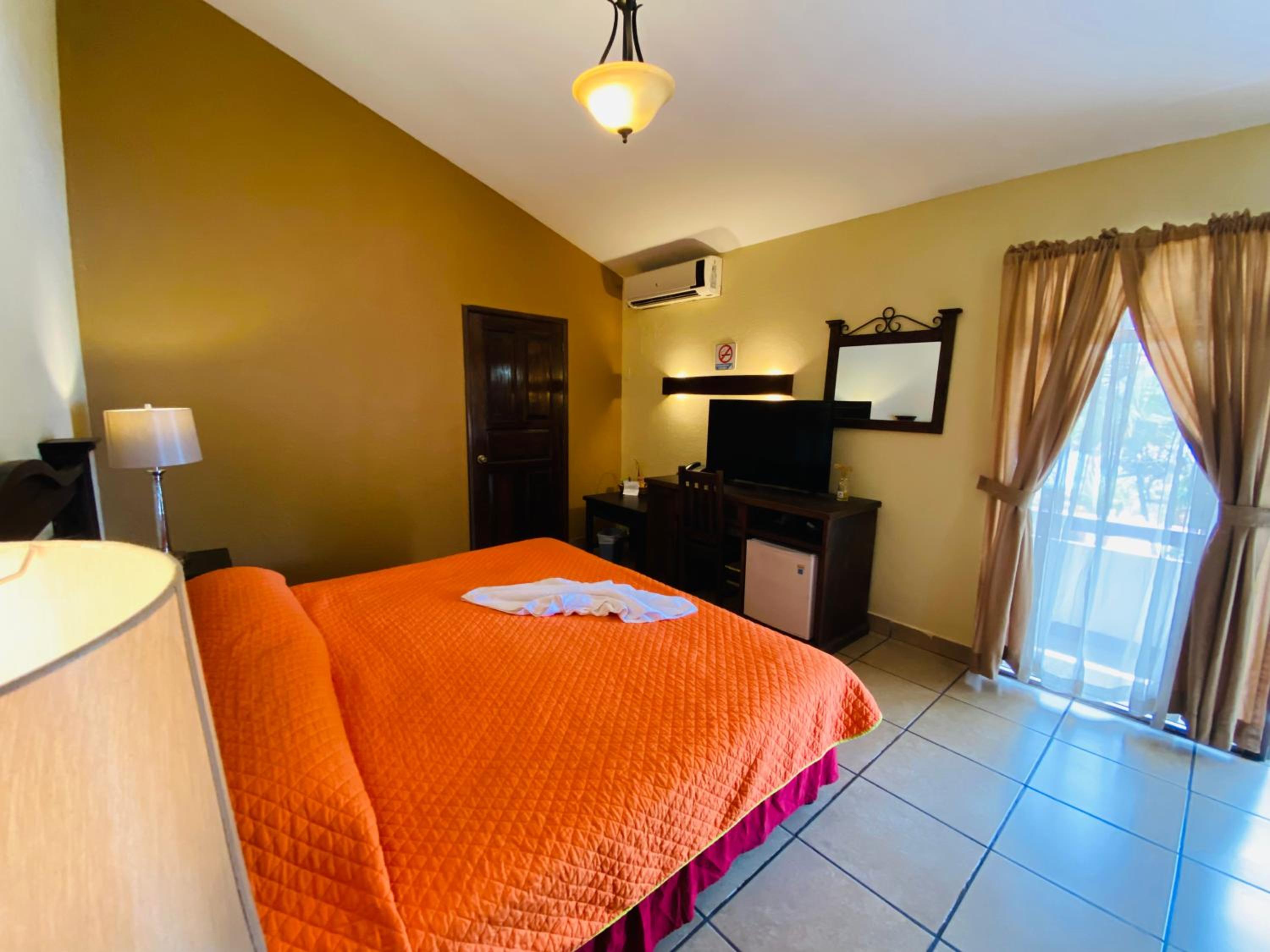 Superior King Room photo 3