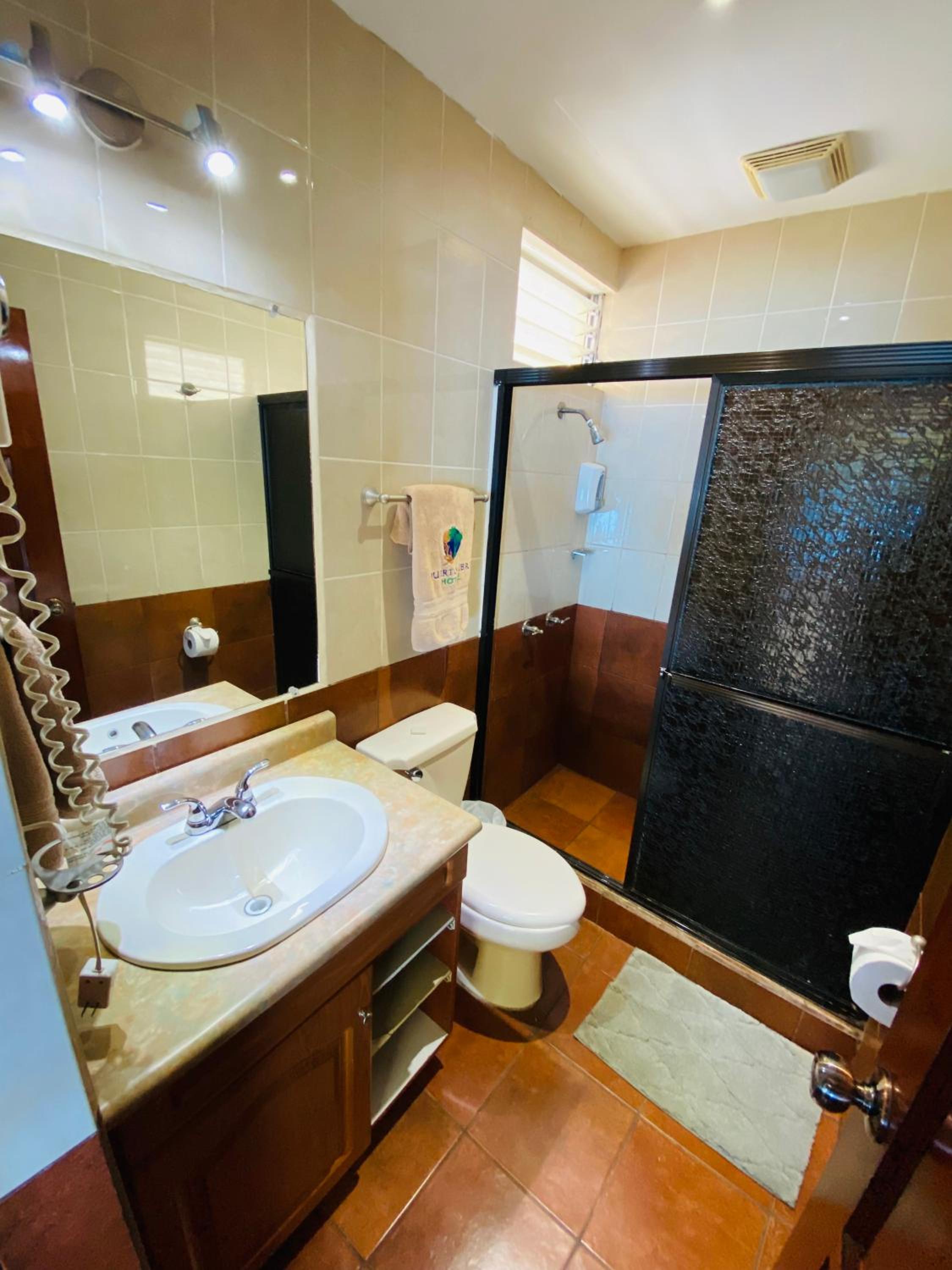 Deluxe King Room photo 3