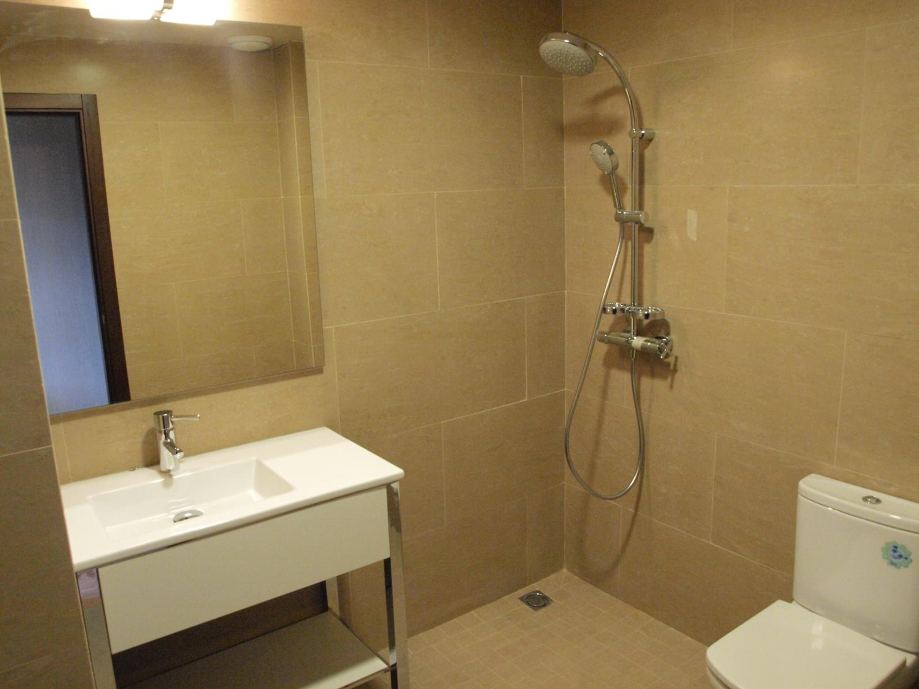 Double or Twin Room with Extra Bed - Photo 3