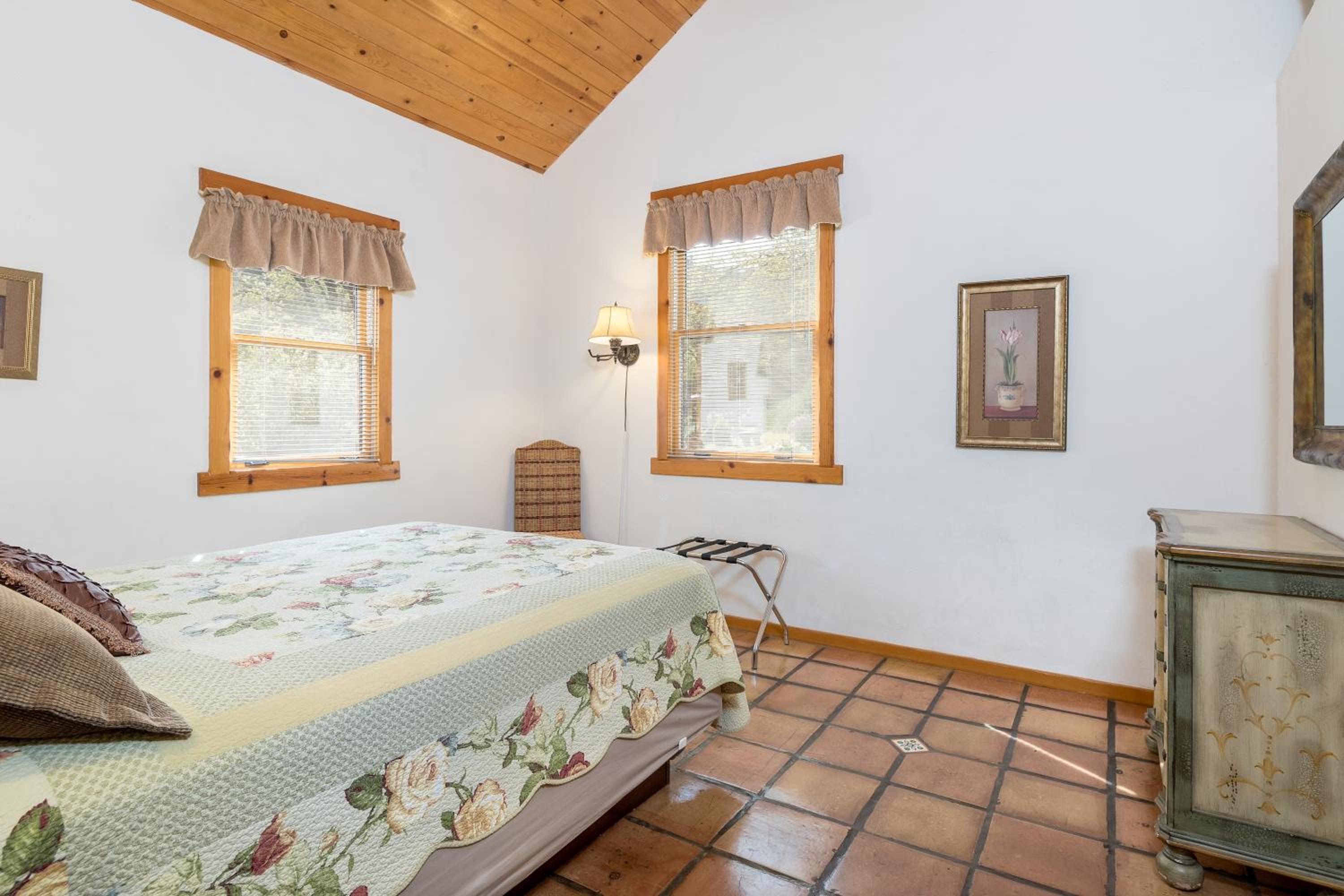 Adobe Cottage photo 1
