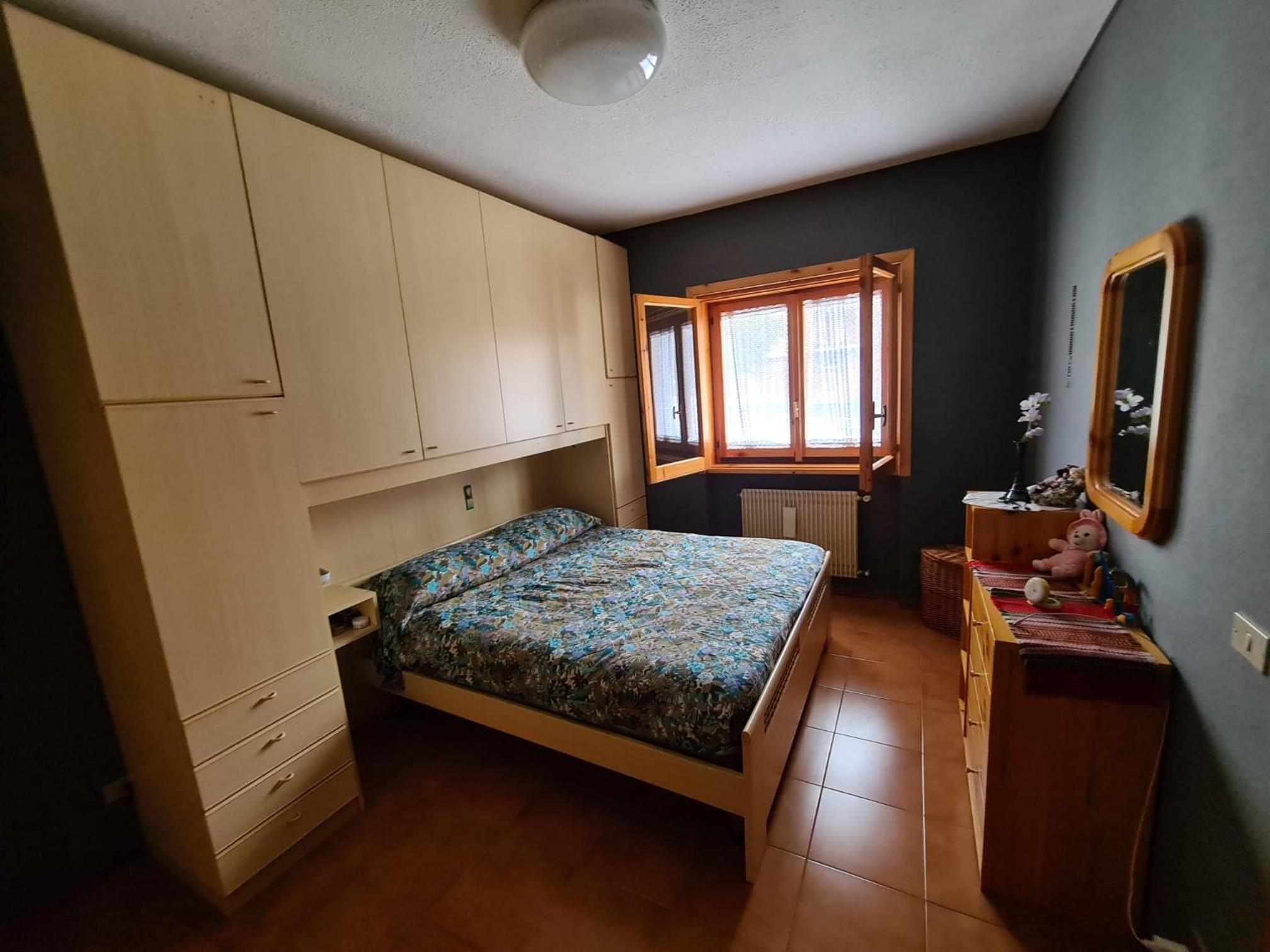 One-Bedroom Apartment - Photo 35