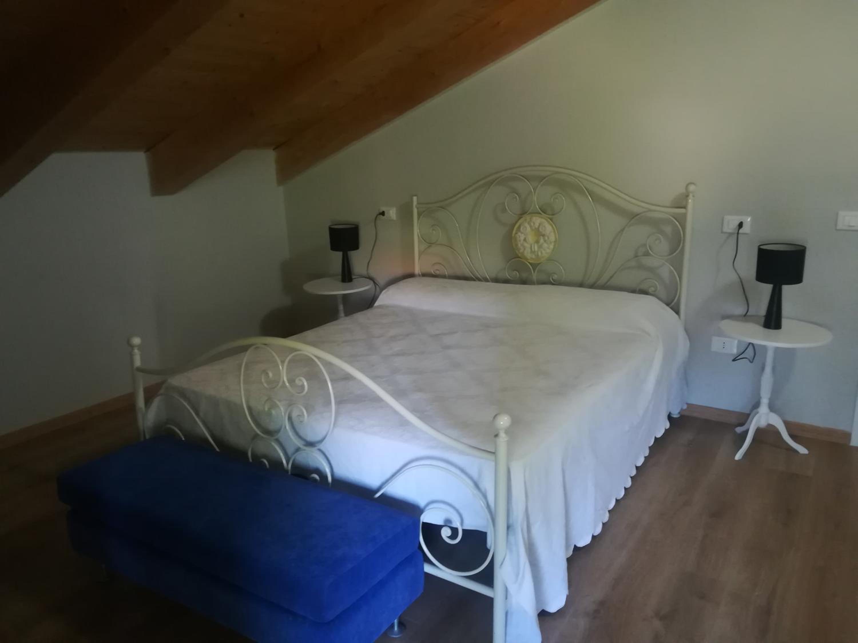 Double or Twin Room - Photo 2